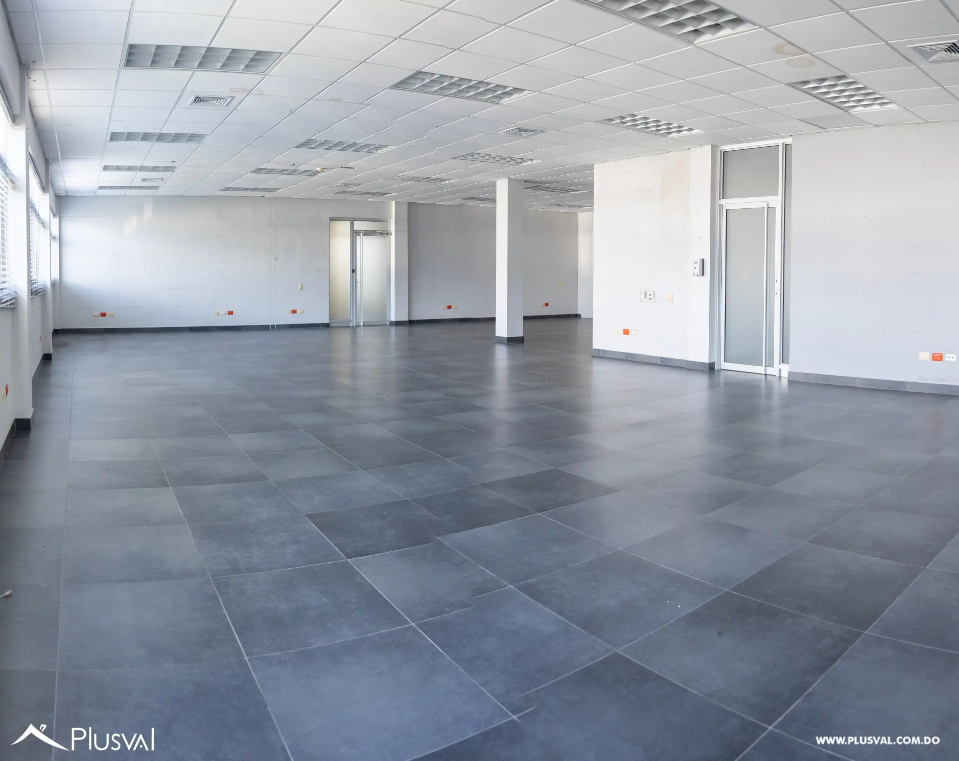 Edificio Comercial En Alquiler 494961