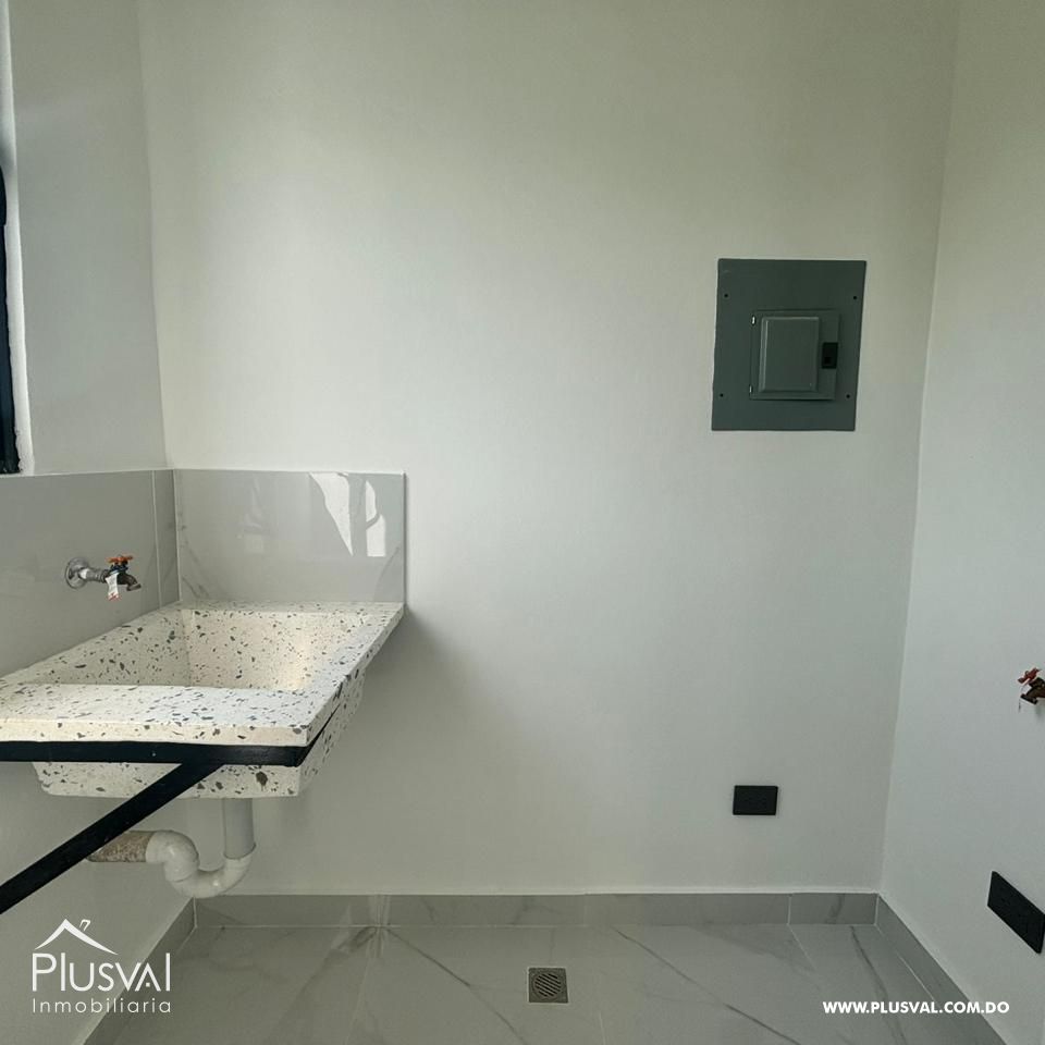 Apartamento en Venta con Estudio Privado 464616