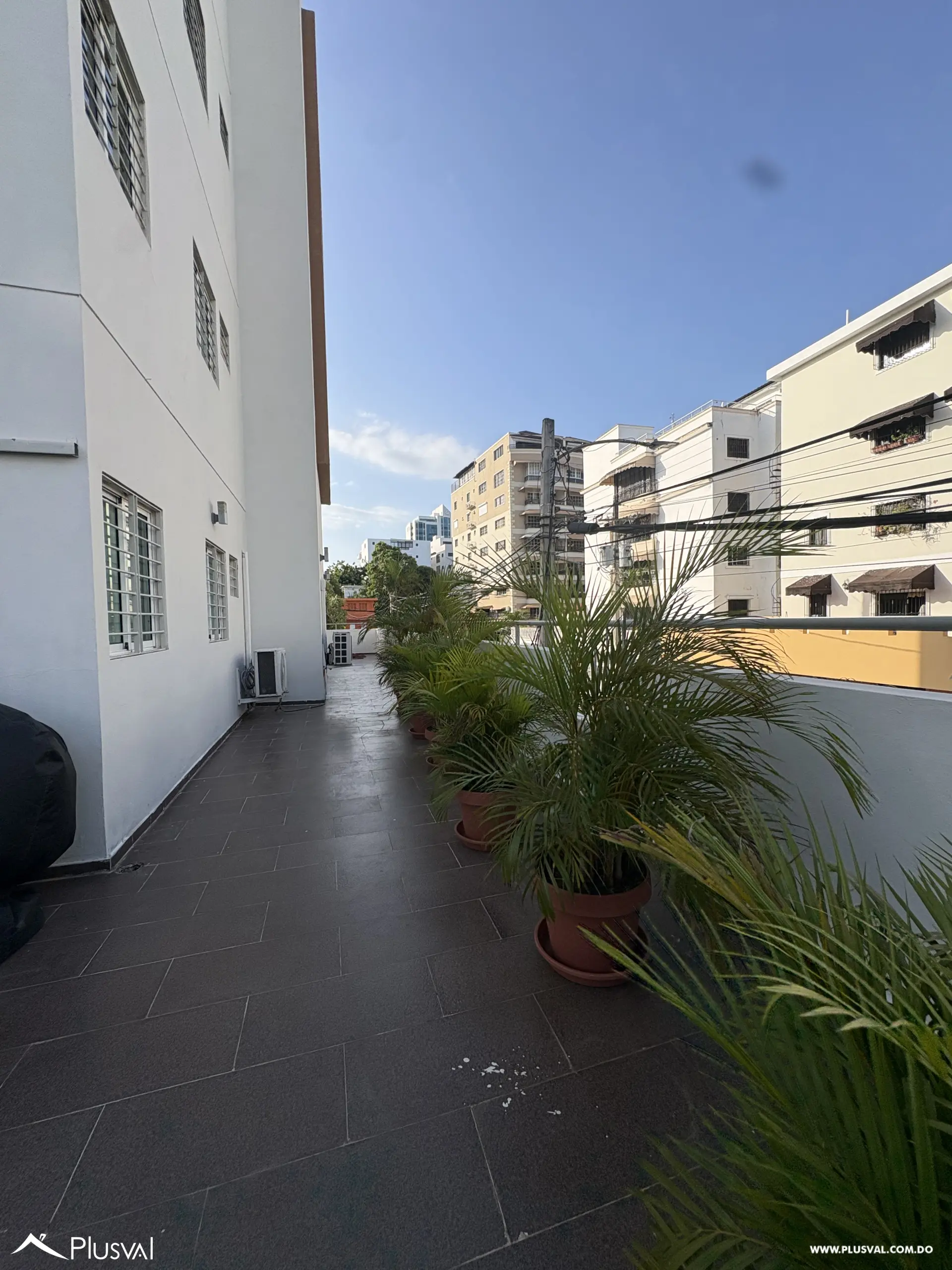 Apartamento clásico en alquiler amueblado en 2da con amplia terraza 517384