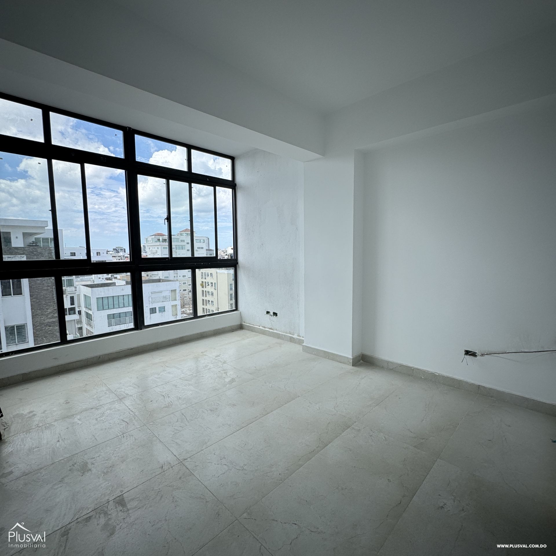 Penthouse Apartamento en venta de 2 habitaciones en Evaristo Morales 434035