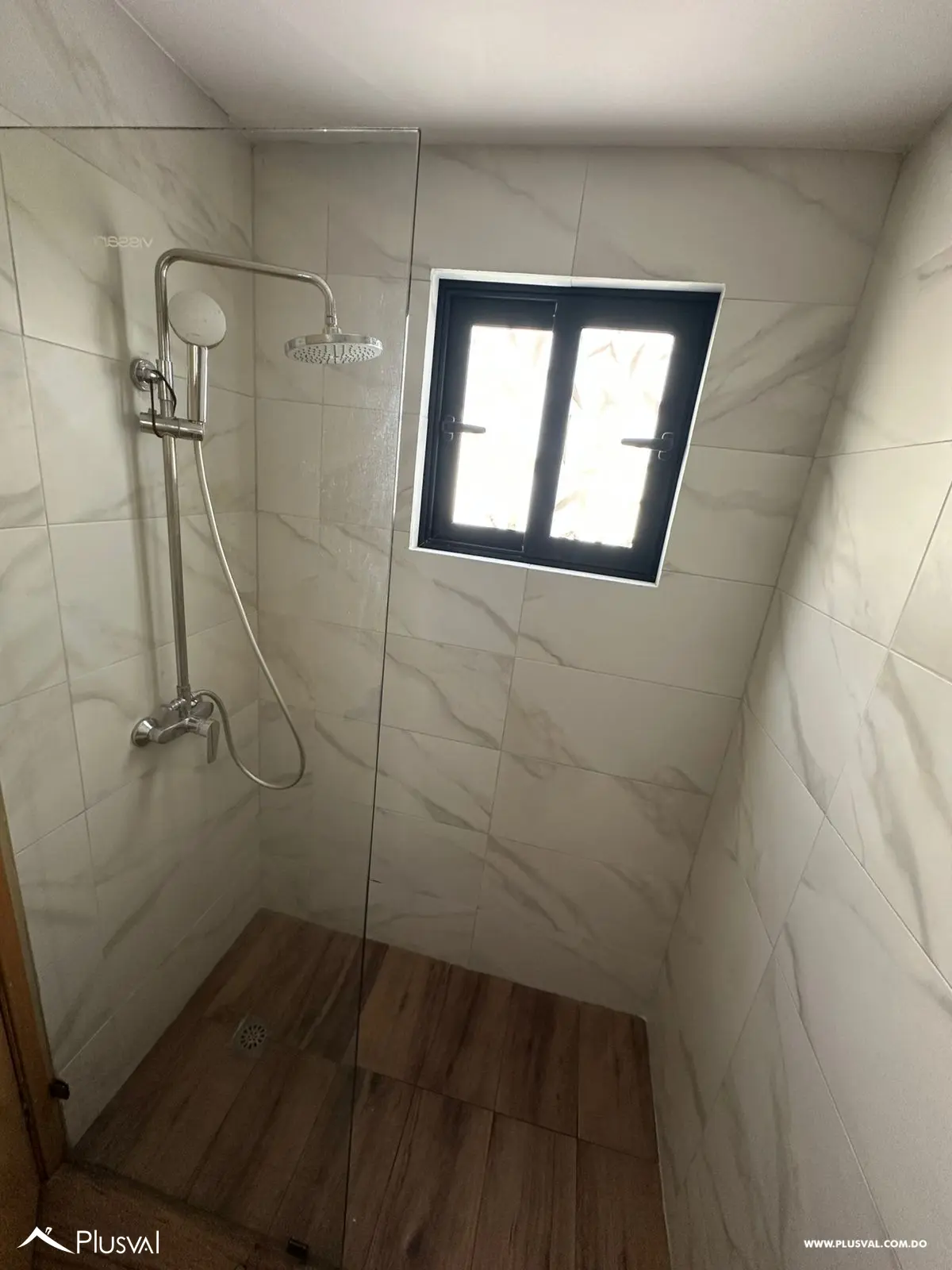 Amplio apartamento amueblado en piantini. 492082