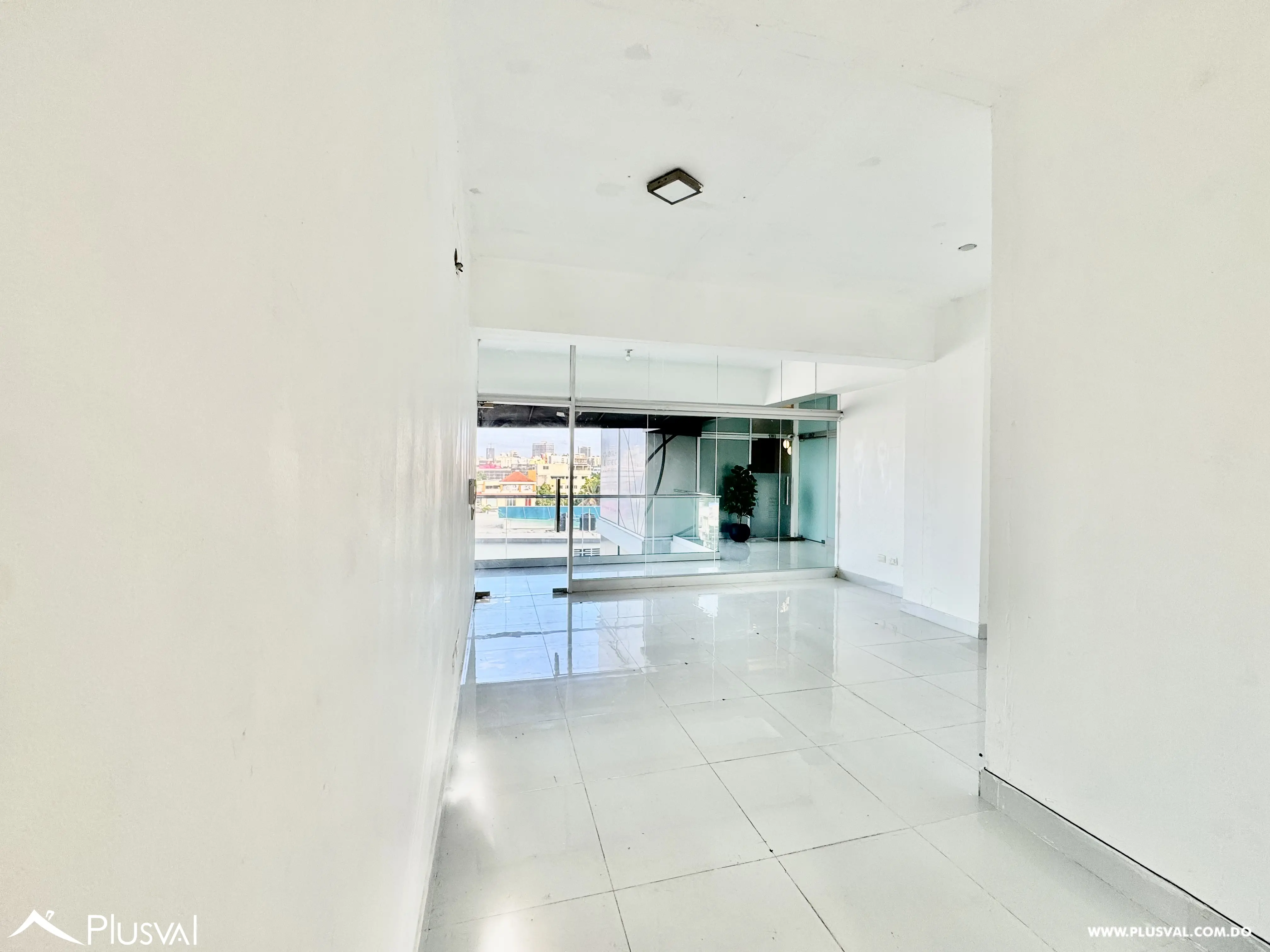 Alquiler de Local Comercial en Los Prados 484853