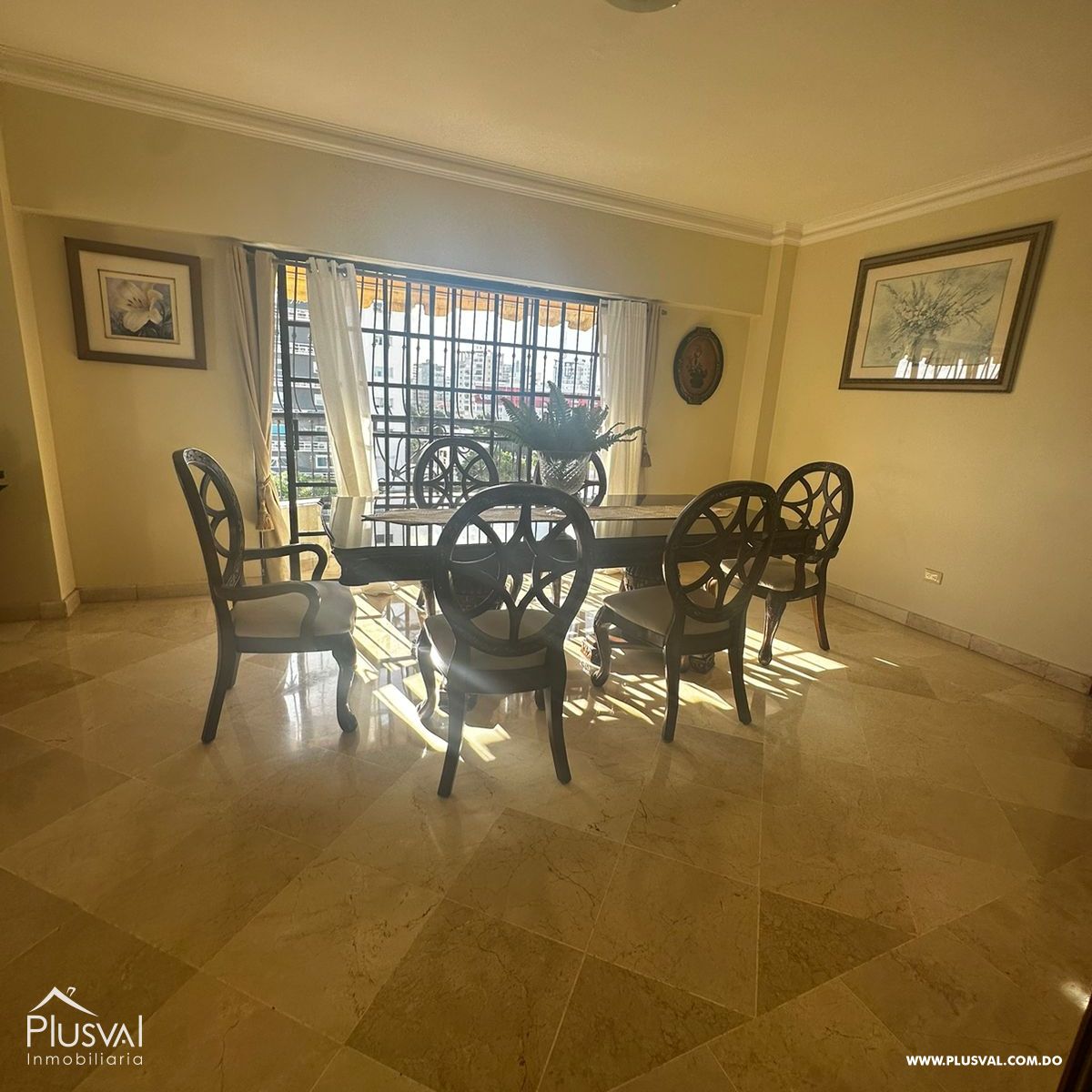 Hermoso y amplio apartamento en La Esperilla, cerca de comodidades, educación y accesos principales. 383702