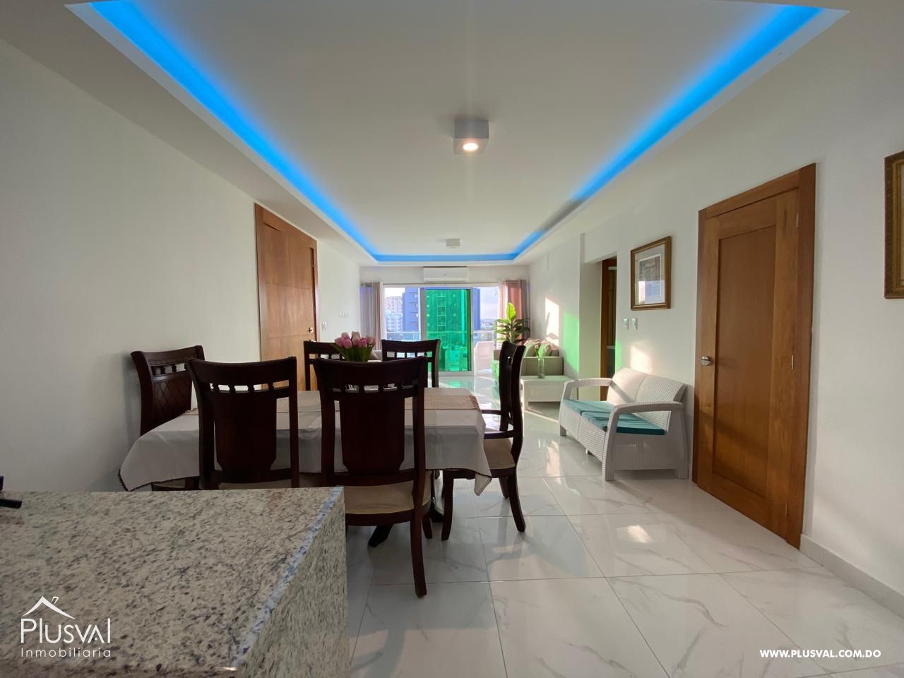 Apartamento en Venta Ubicado en la Urb.Thomen con Impresionante Vista a la Cuidad 467799