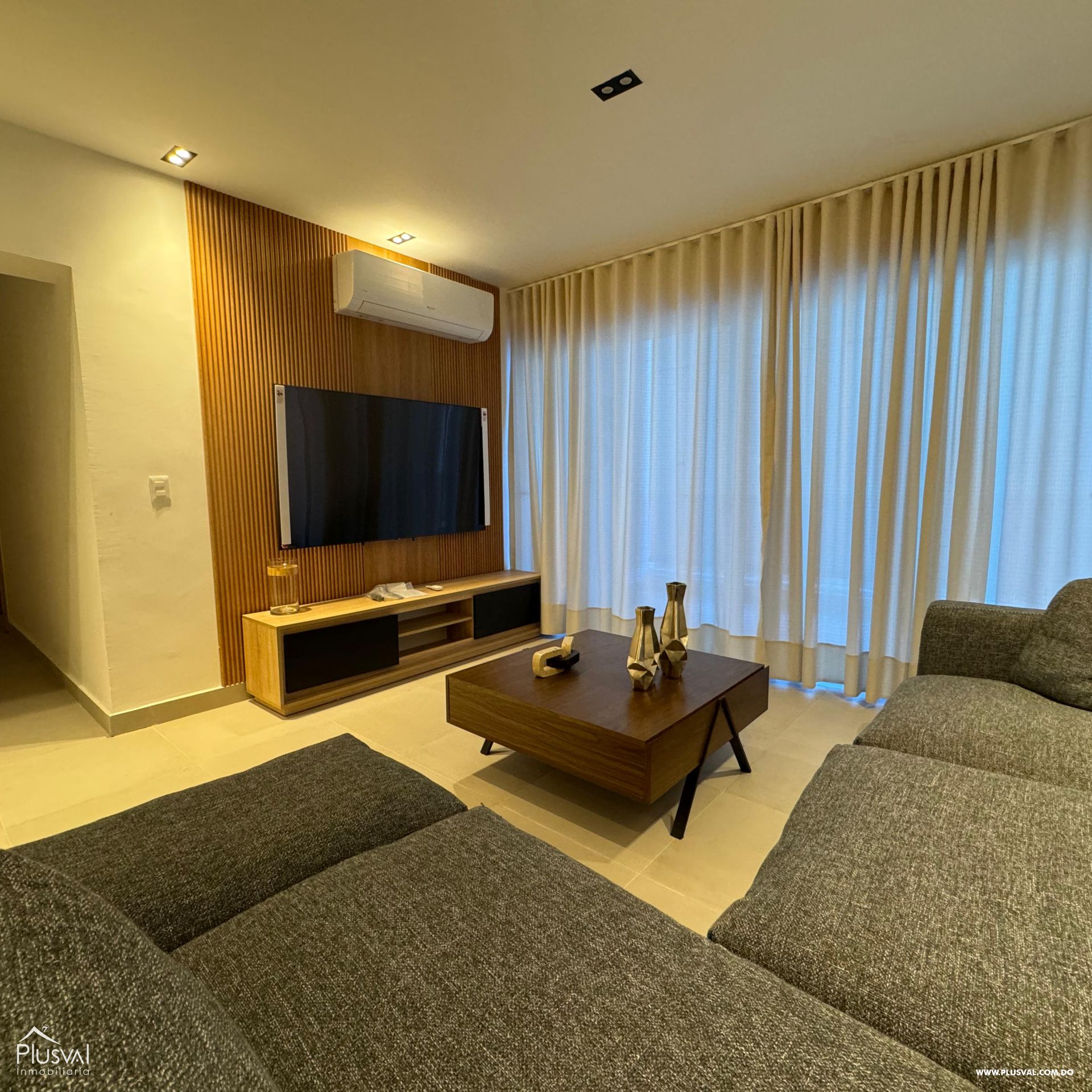 Apartamento amueblado ubicado en una torre en Reparto Imperial, a tan solo pocos minutos de la PUCMM 414625