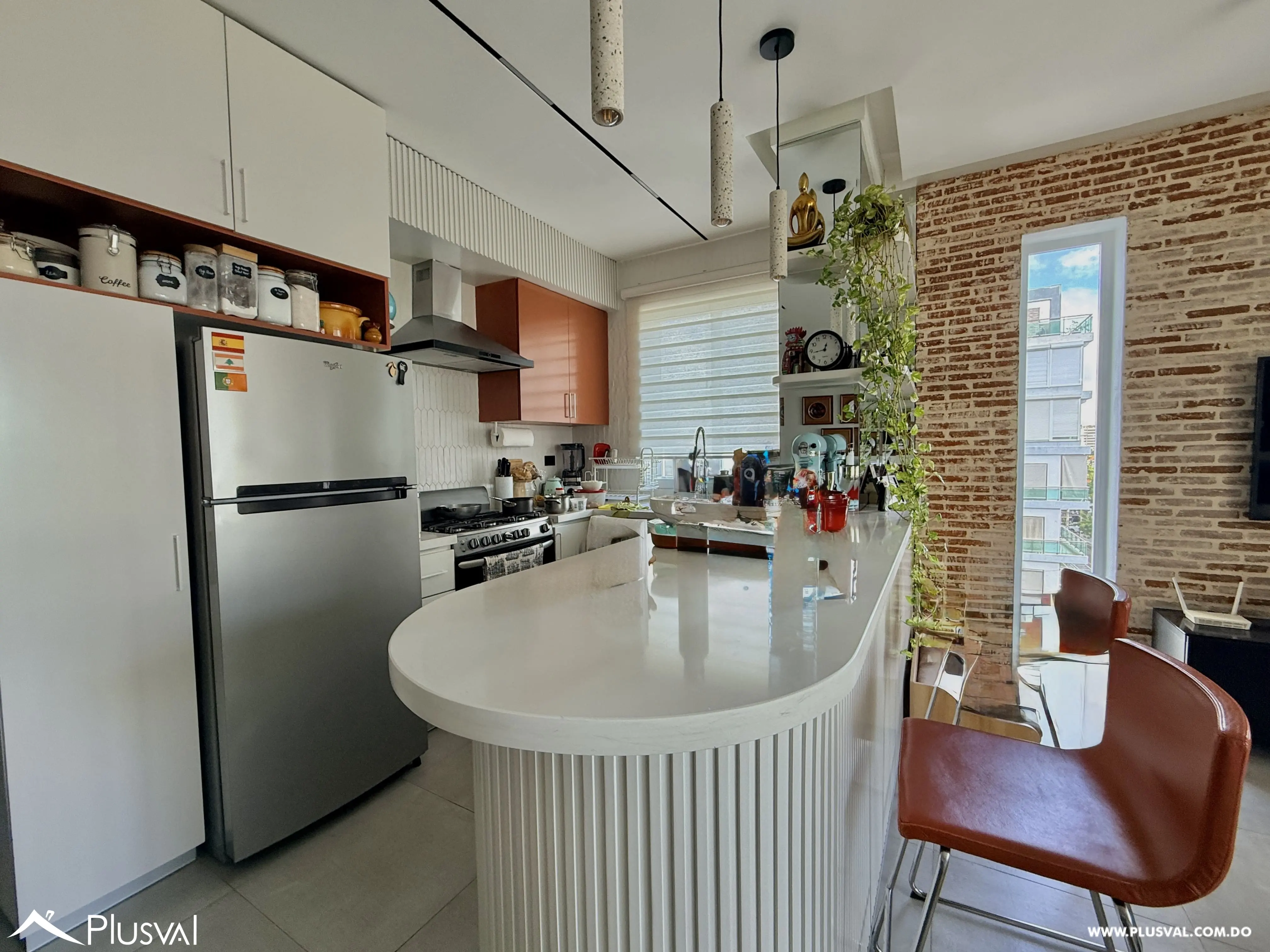 Apartamento con Terraza Privada en Mirador Sur; Renta con Línea Blanca 479664