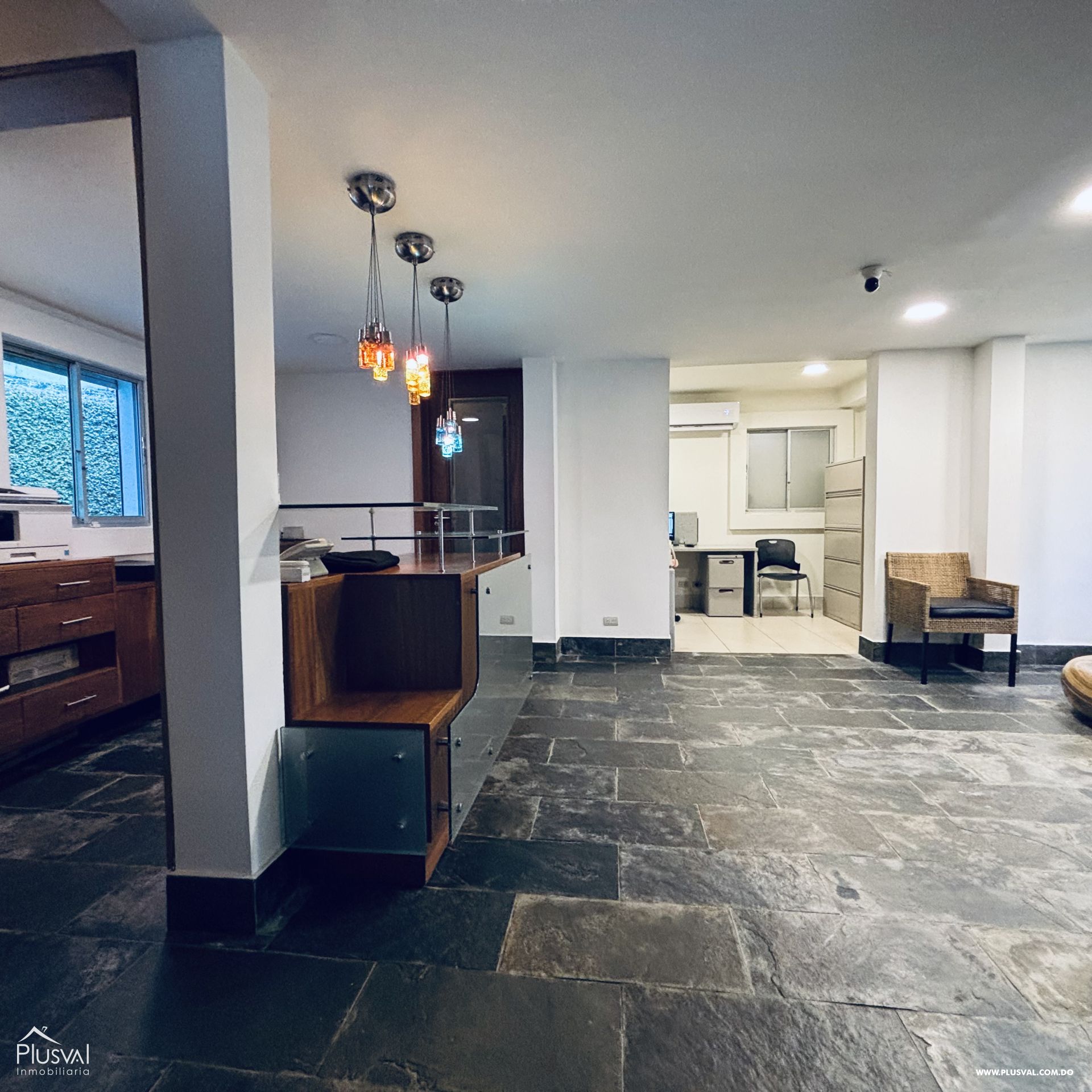 Propiedad comercial para oficinas o co-working 389330