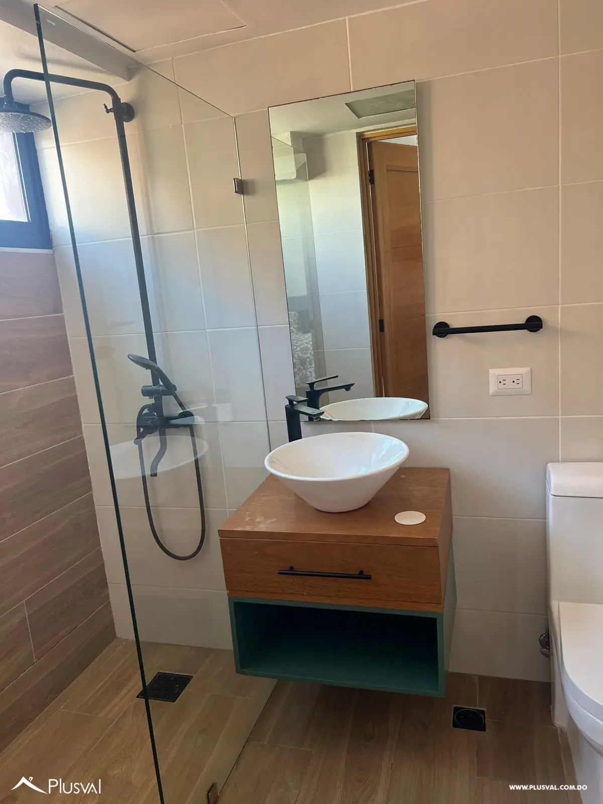 Se alquila apartamento amplio de 3 habitaciones amueblado 502358