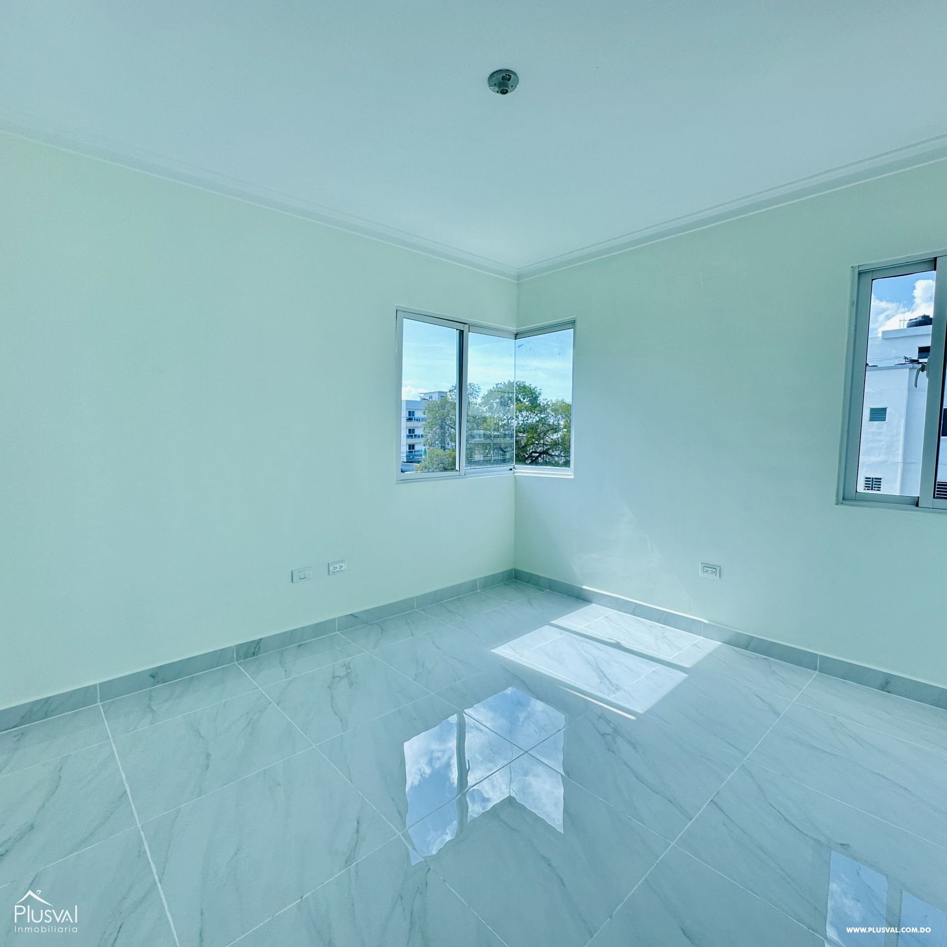 Apartamento de tipo penthouse con terraza 401298