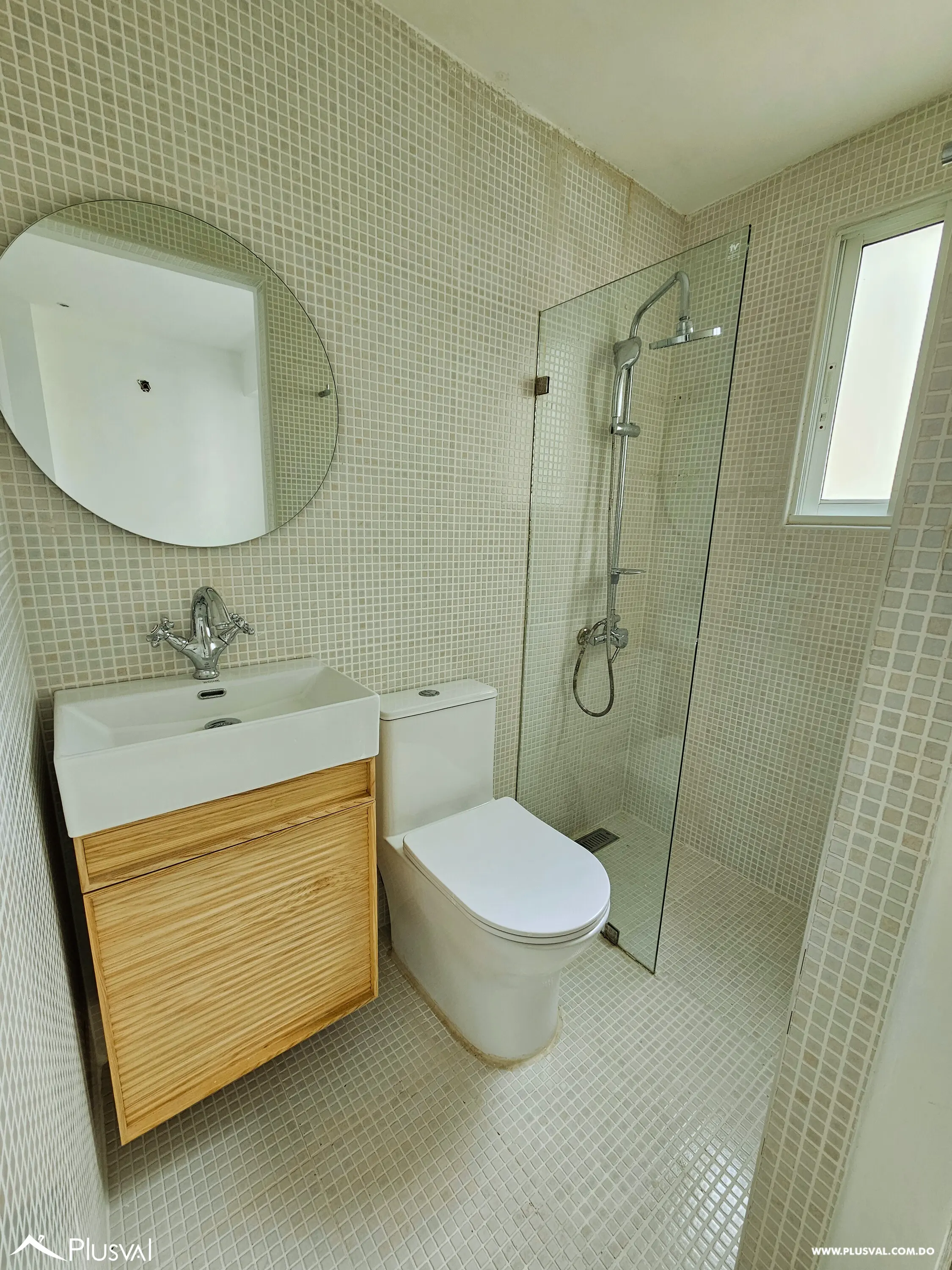 Apartamento con hermosa vista desde el balcón de la habitación principal. 490456