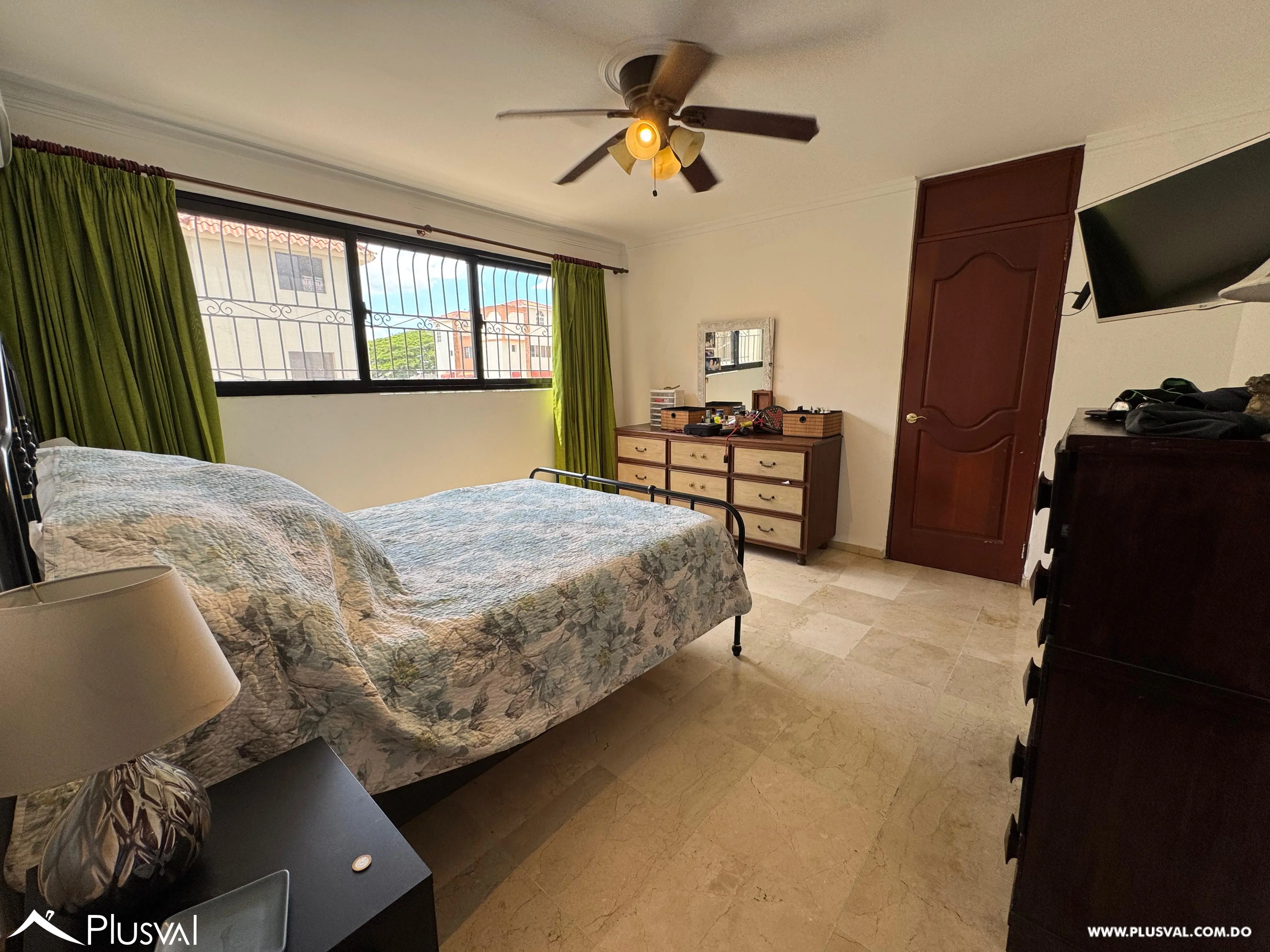 Apartamento en venta en una zona tranquila y residencial, La Moraleja. 463529