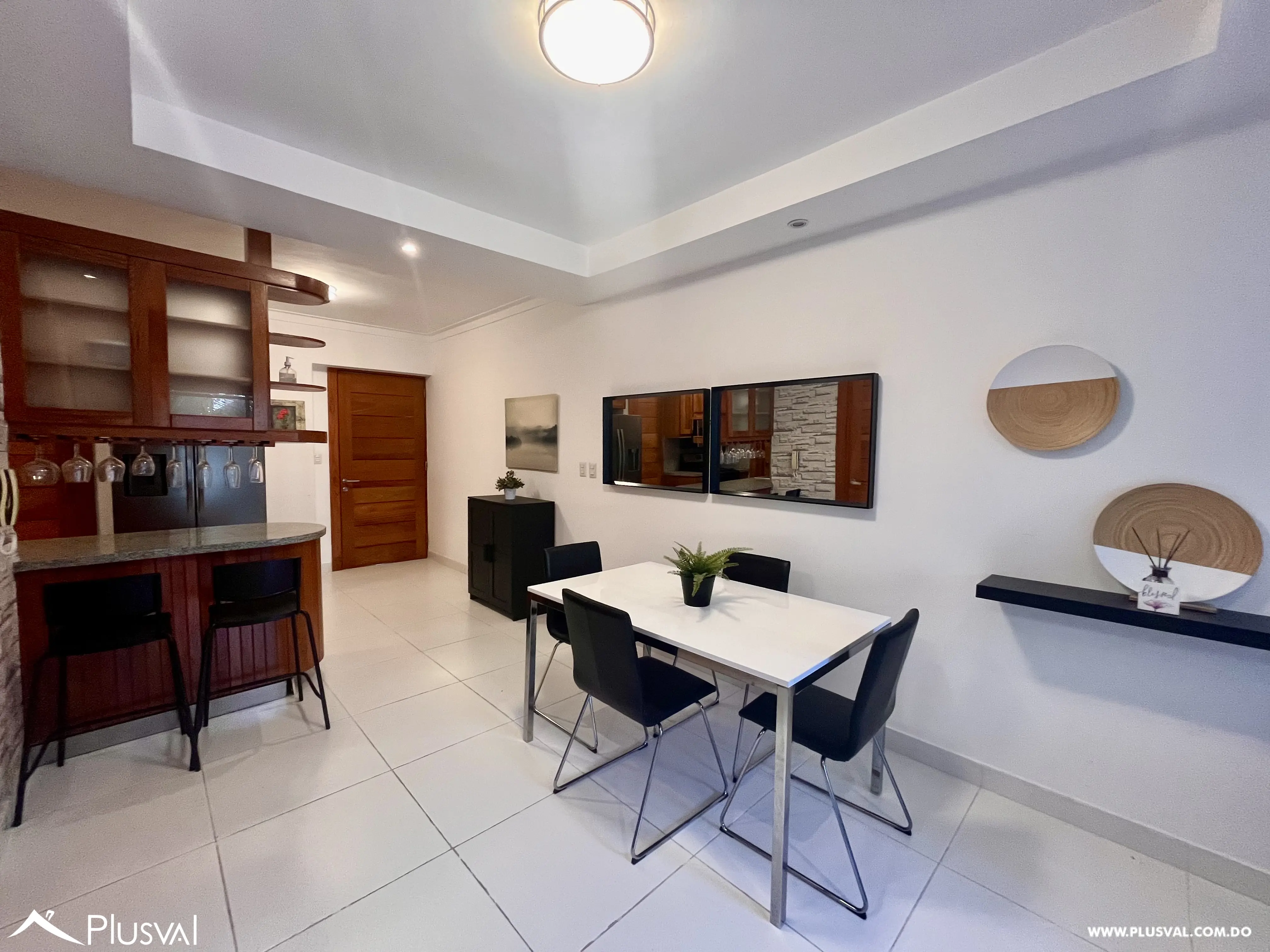 Apartamento amueblado en alquiler en Cacicazgos 481654