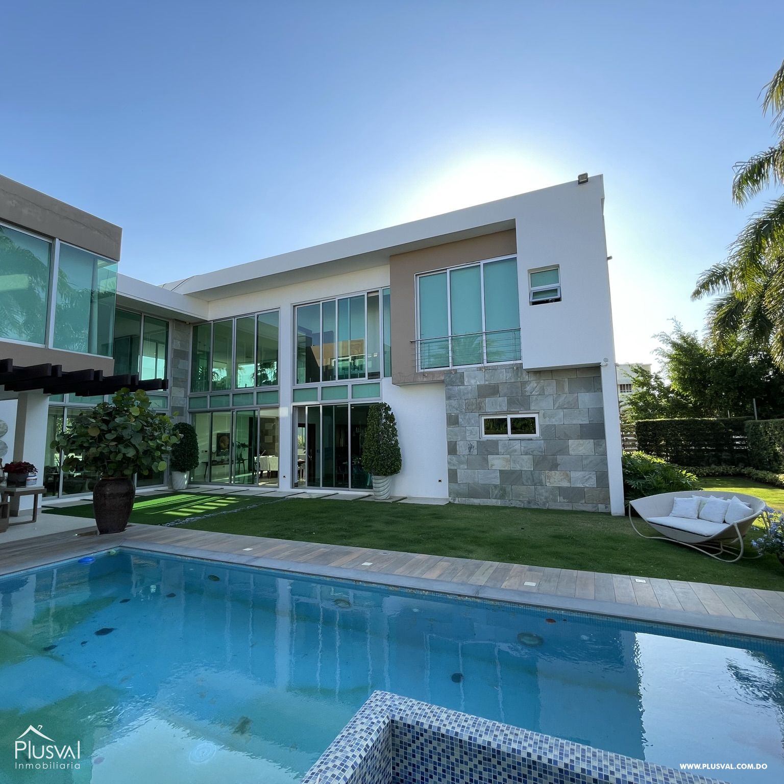 Espectacular casa de 3 Niveles en Venta en El Gloria, La Vega. 283370