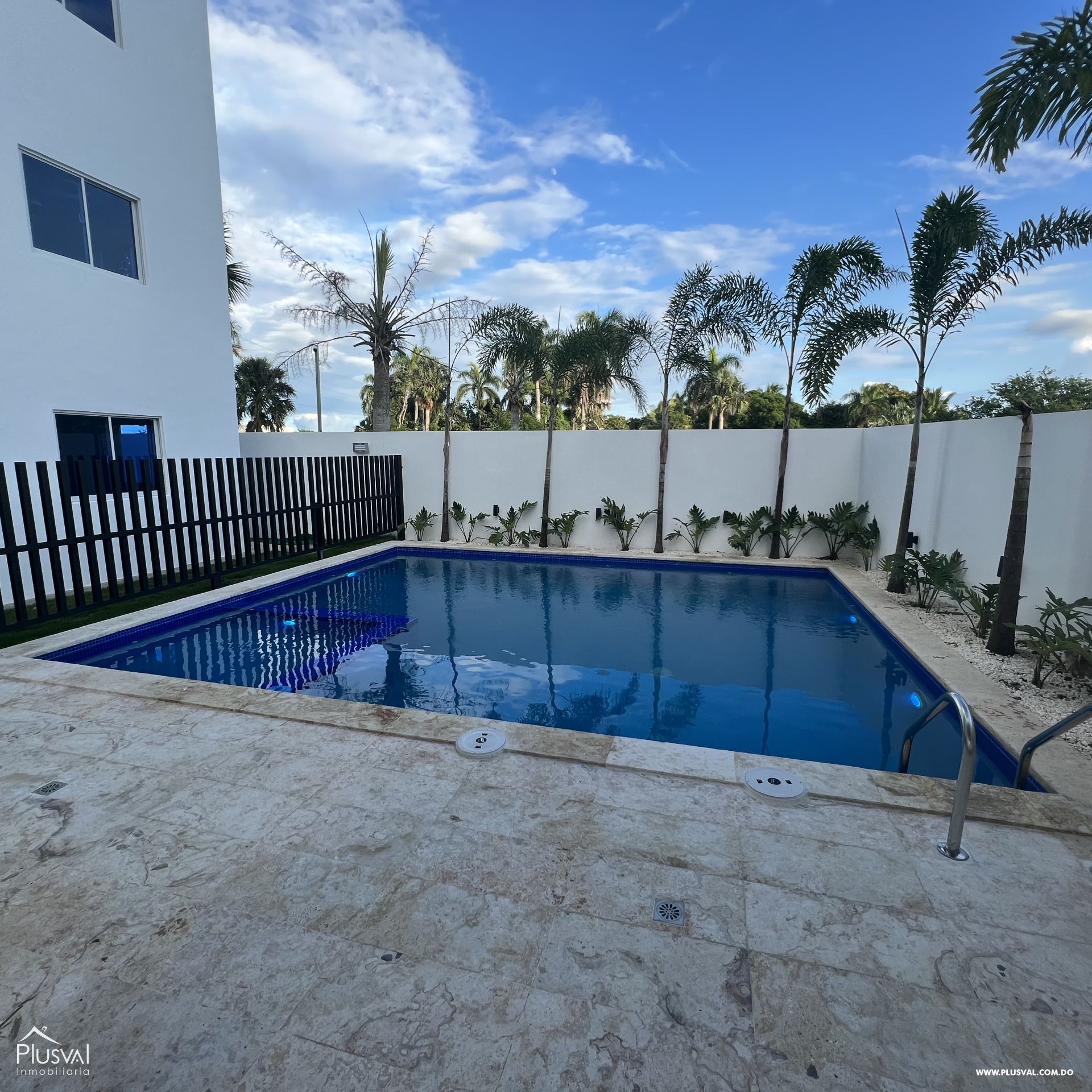 Nuevo apartamento en venta con hermosa vista. 242349