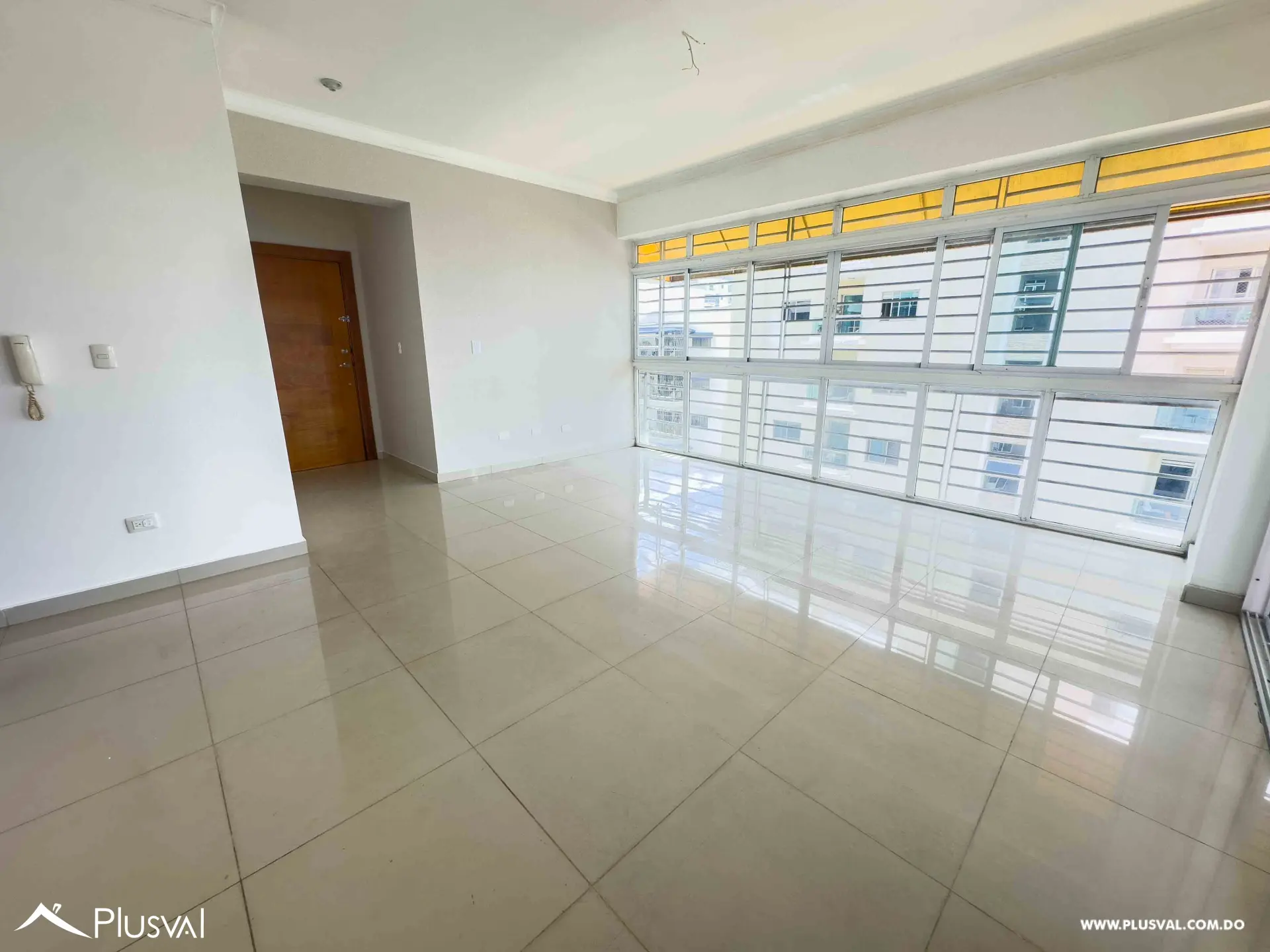 Comodo Apartamento en venta en Renacimiento 518753