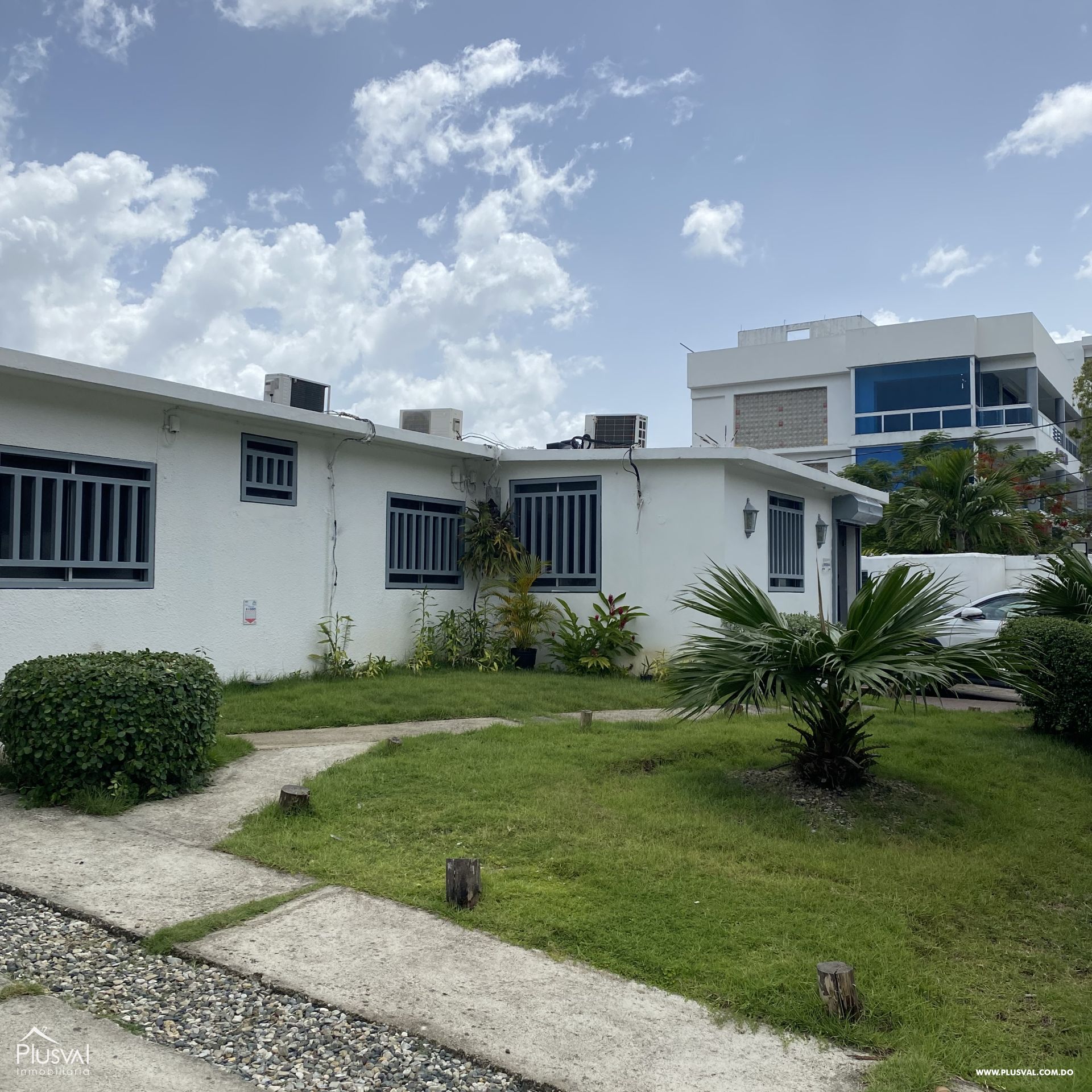 Excelente Casa en venta para comercio en Los Prados 373579