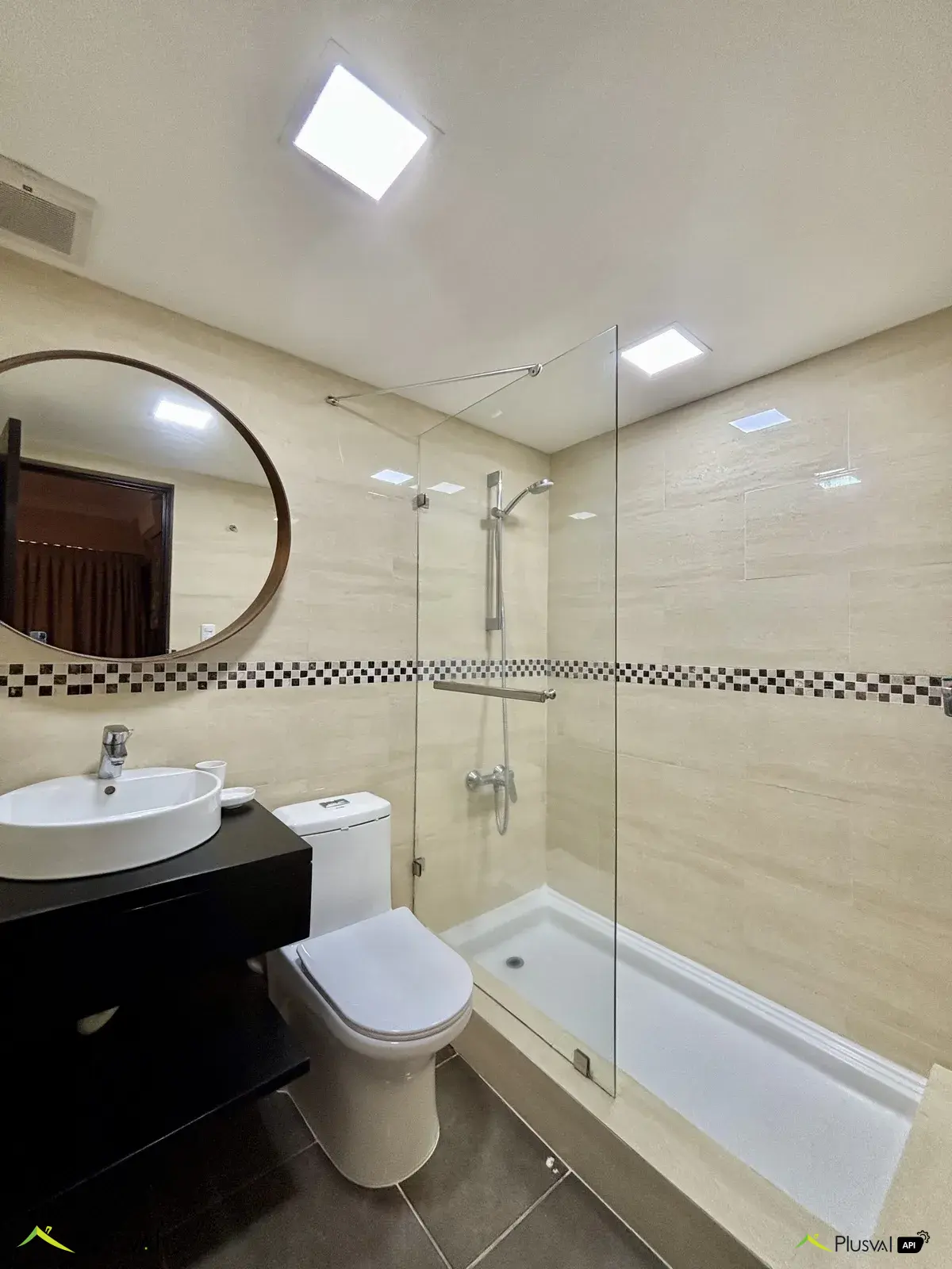 Apartamento en alquiler amueblado en el sector de Naco con 1 hab y 1 parqueo. 445869