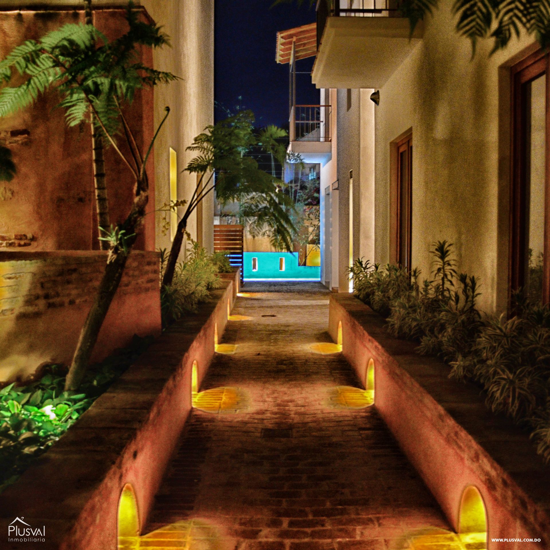 Historico y Lujoso Complejo de Apartamentos en la Zona Colonial 438905