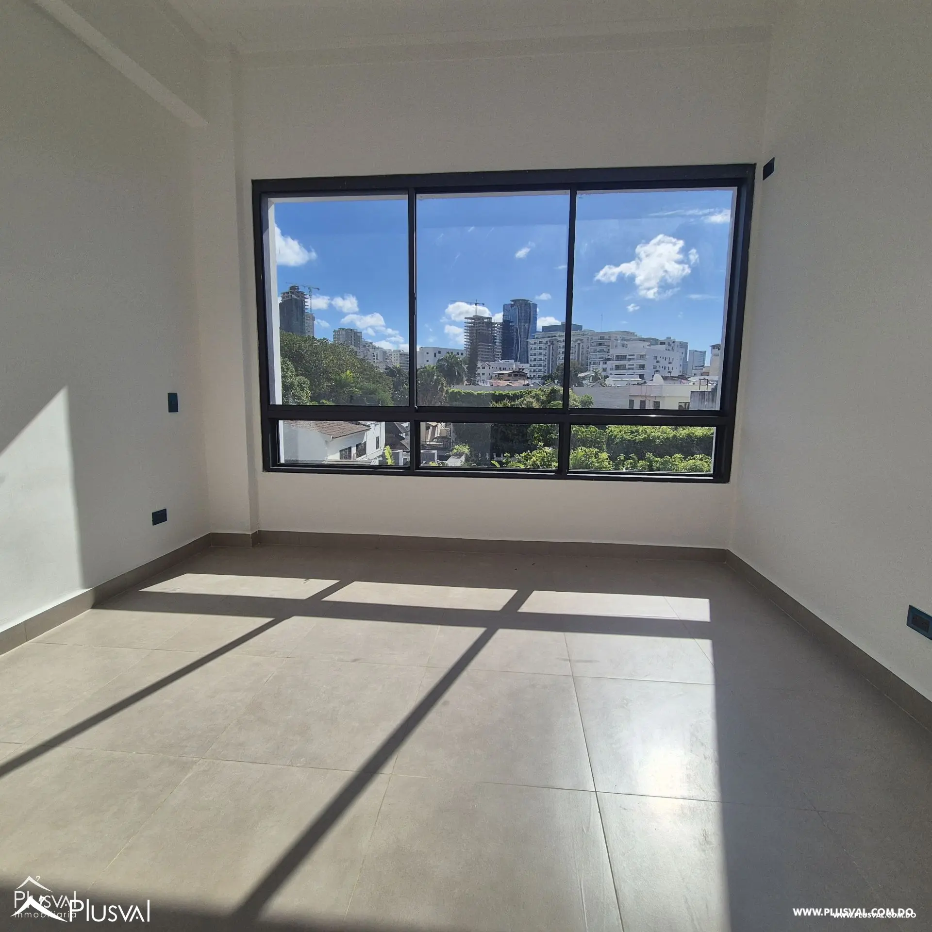 Apartamento en venta en Urb. Fernandez con terraza 478116