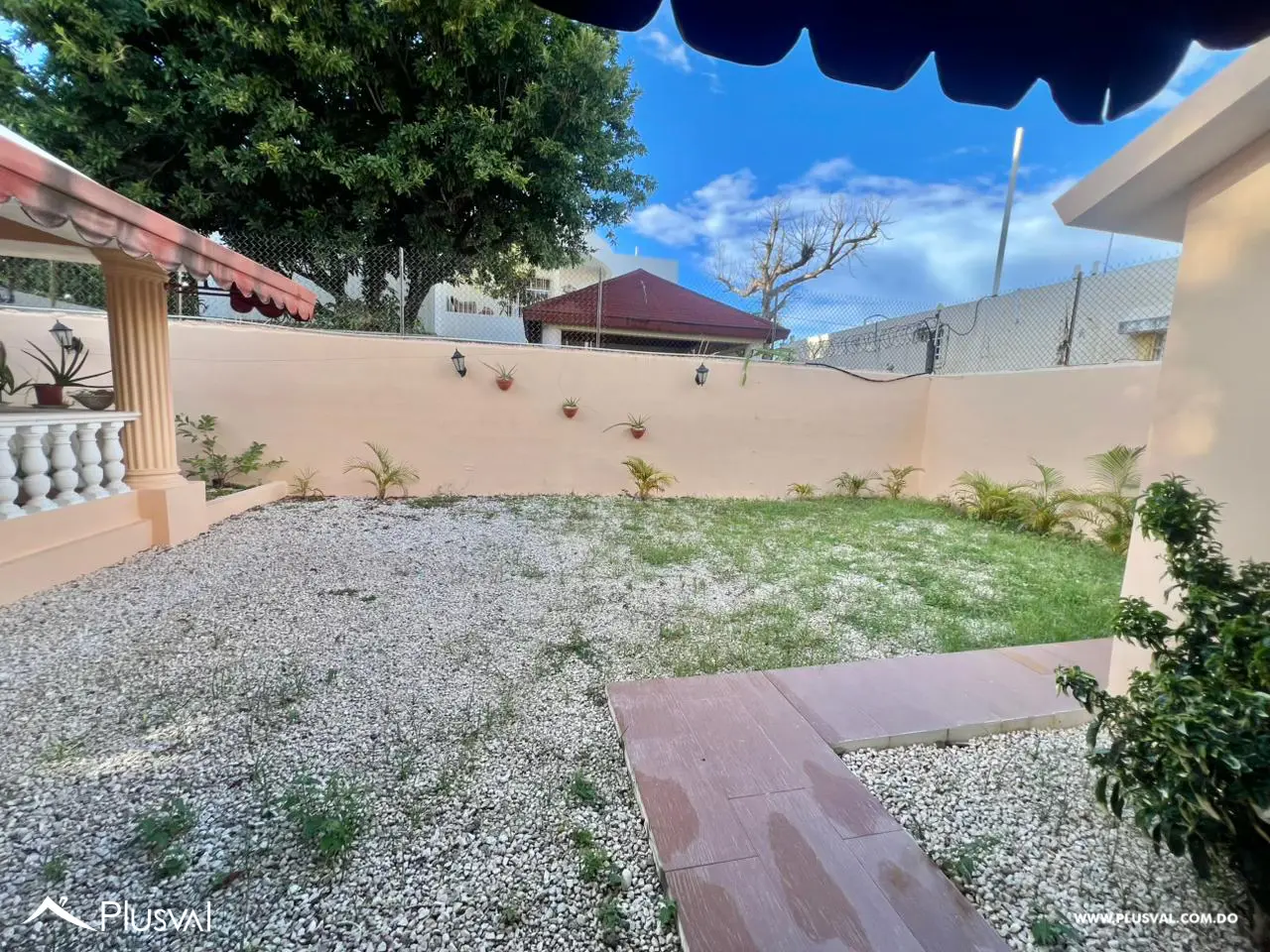 Casa en Bani de 6 habitaciones 499009