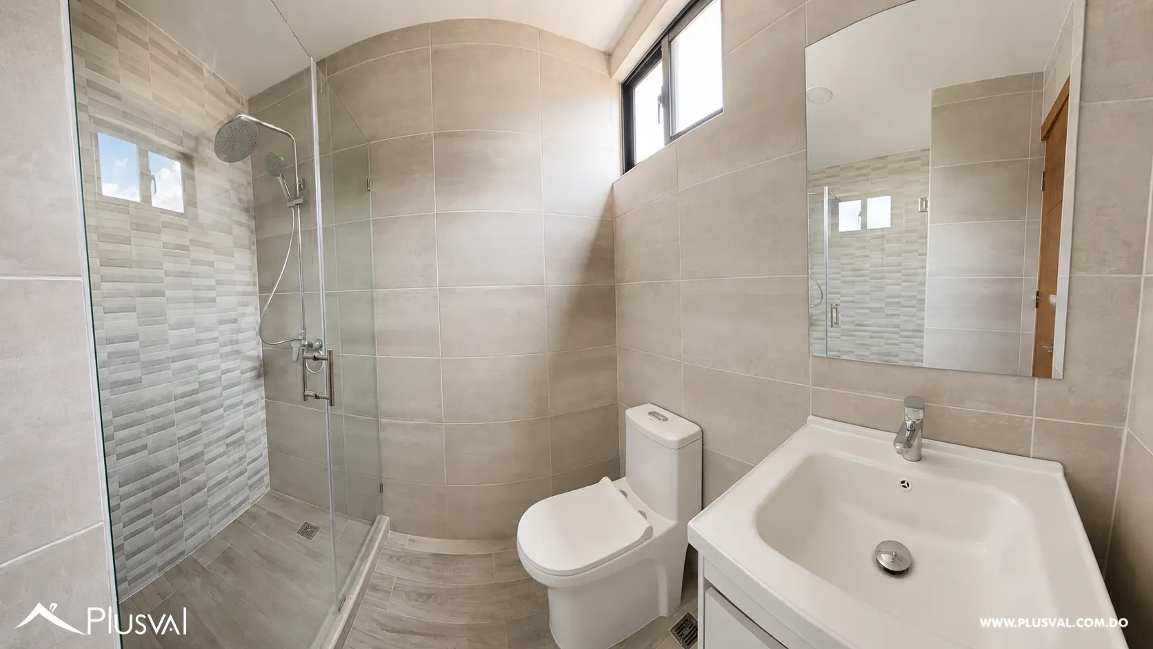 Amplio apartamento en venta en Renacimiento 522367