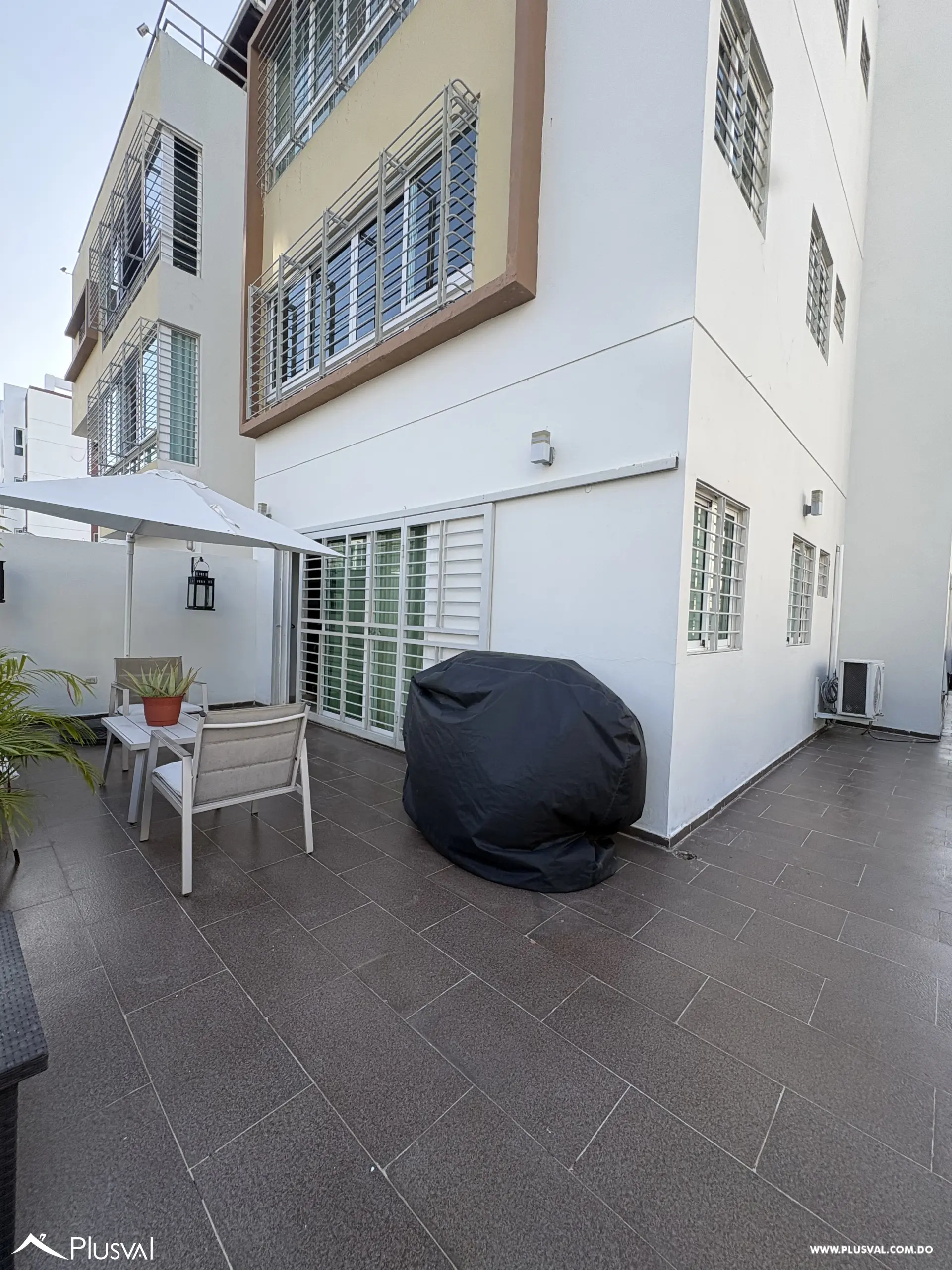 Apartamento clásico en alquiler amueblado en 2da con amplia terraza 517385