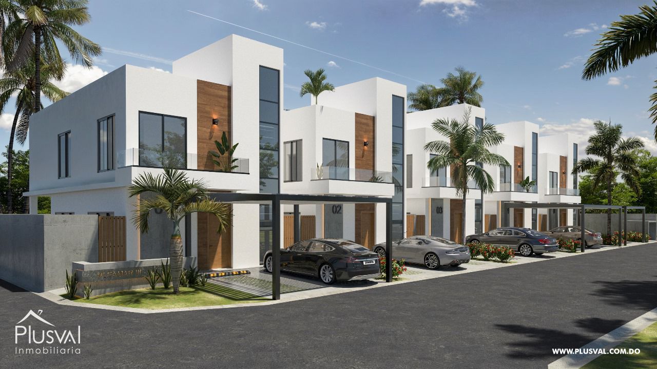 Townhouse de 3 habitaciones en Costa Cana – Con patio, terraza y piscina privada 463502