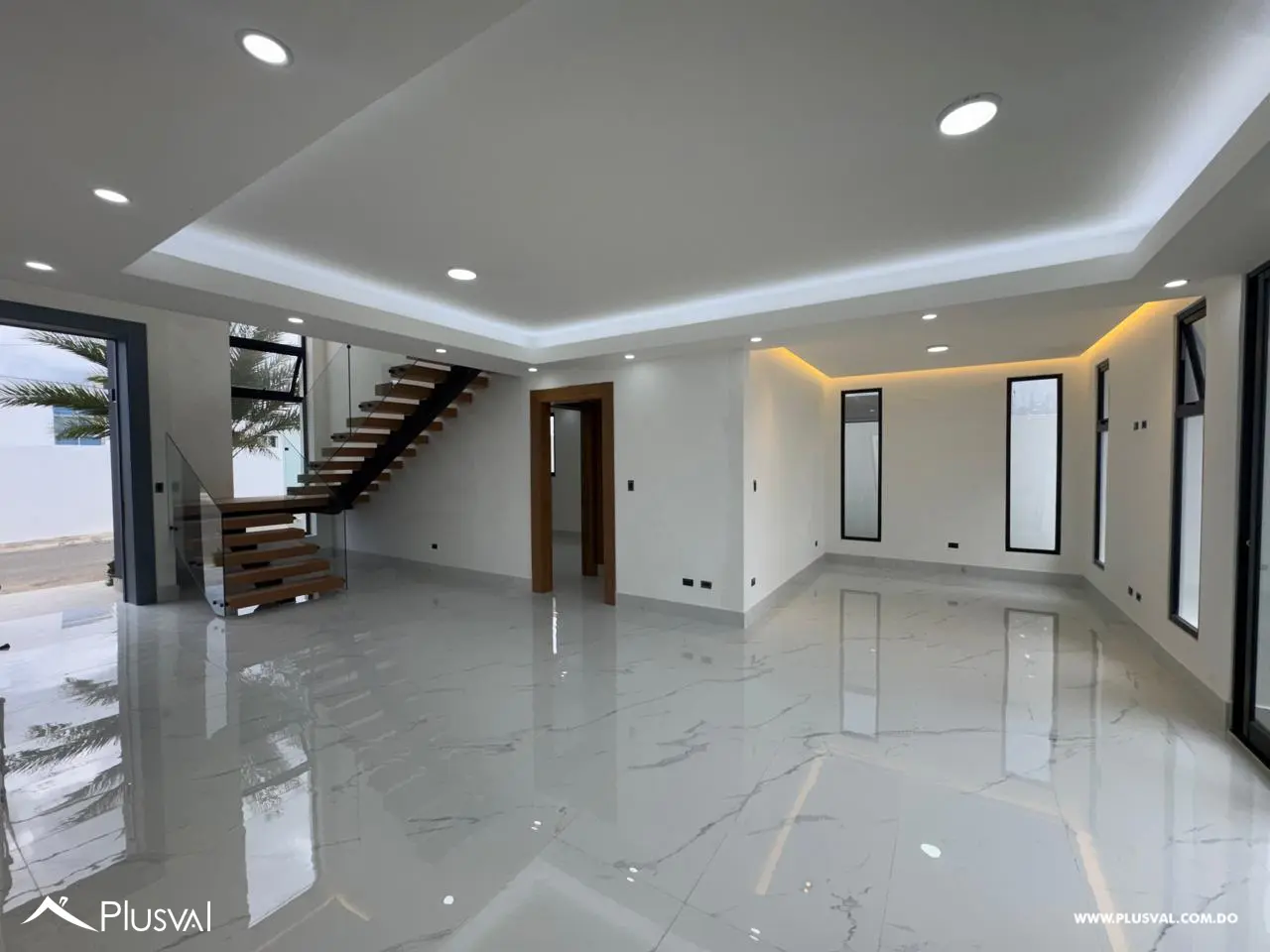 Proyecto de Casas de Dos Niveles en Exclusiva Zona de Santiago 532410