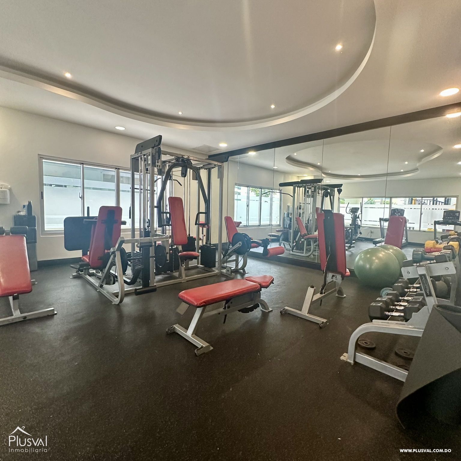 Apartamento en alquiler en el excluviso sector Piantini 372997