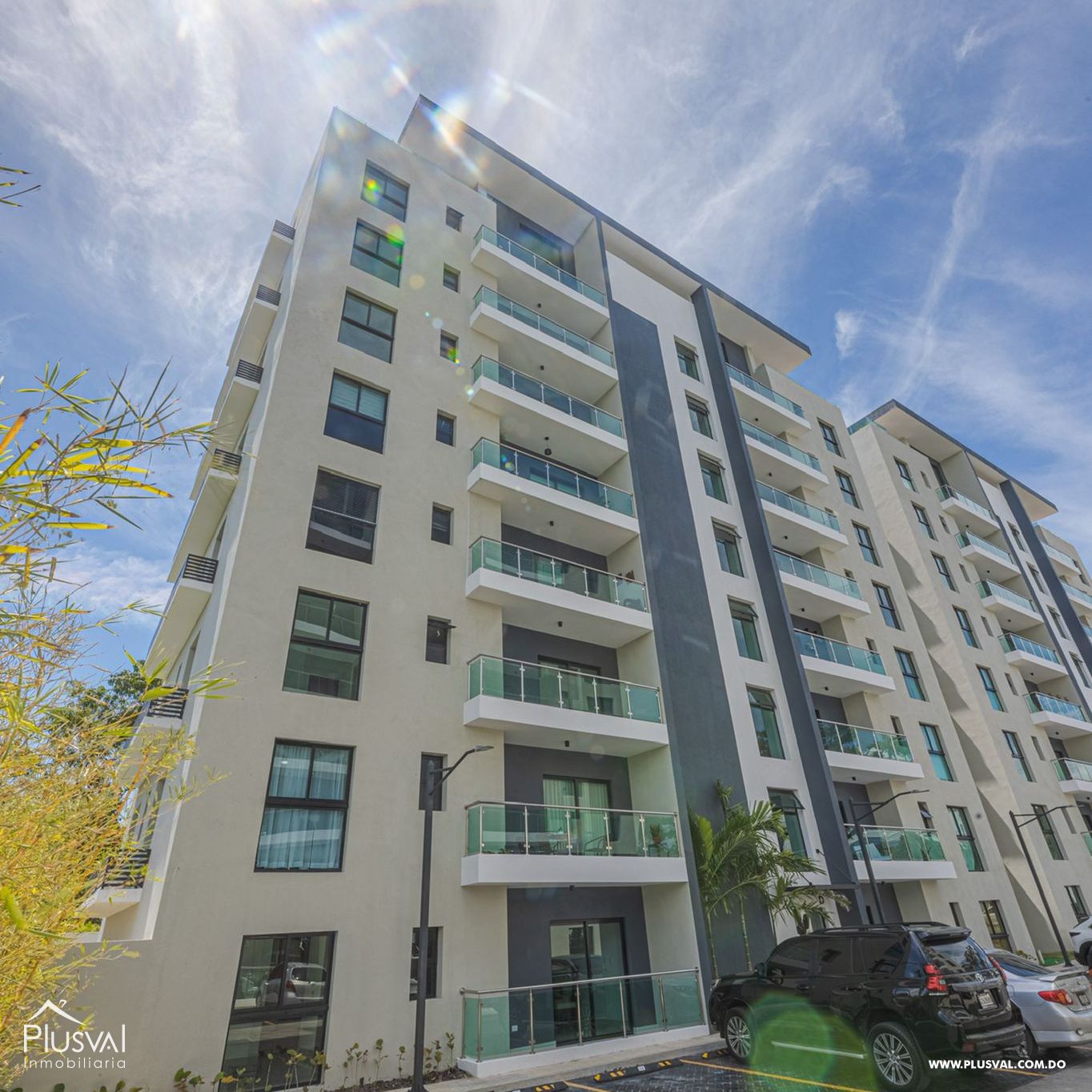 Exclusivo Apartamento Amueblado de 3 Habitaciones 244985