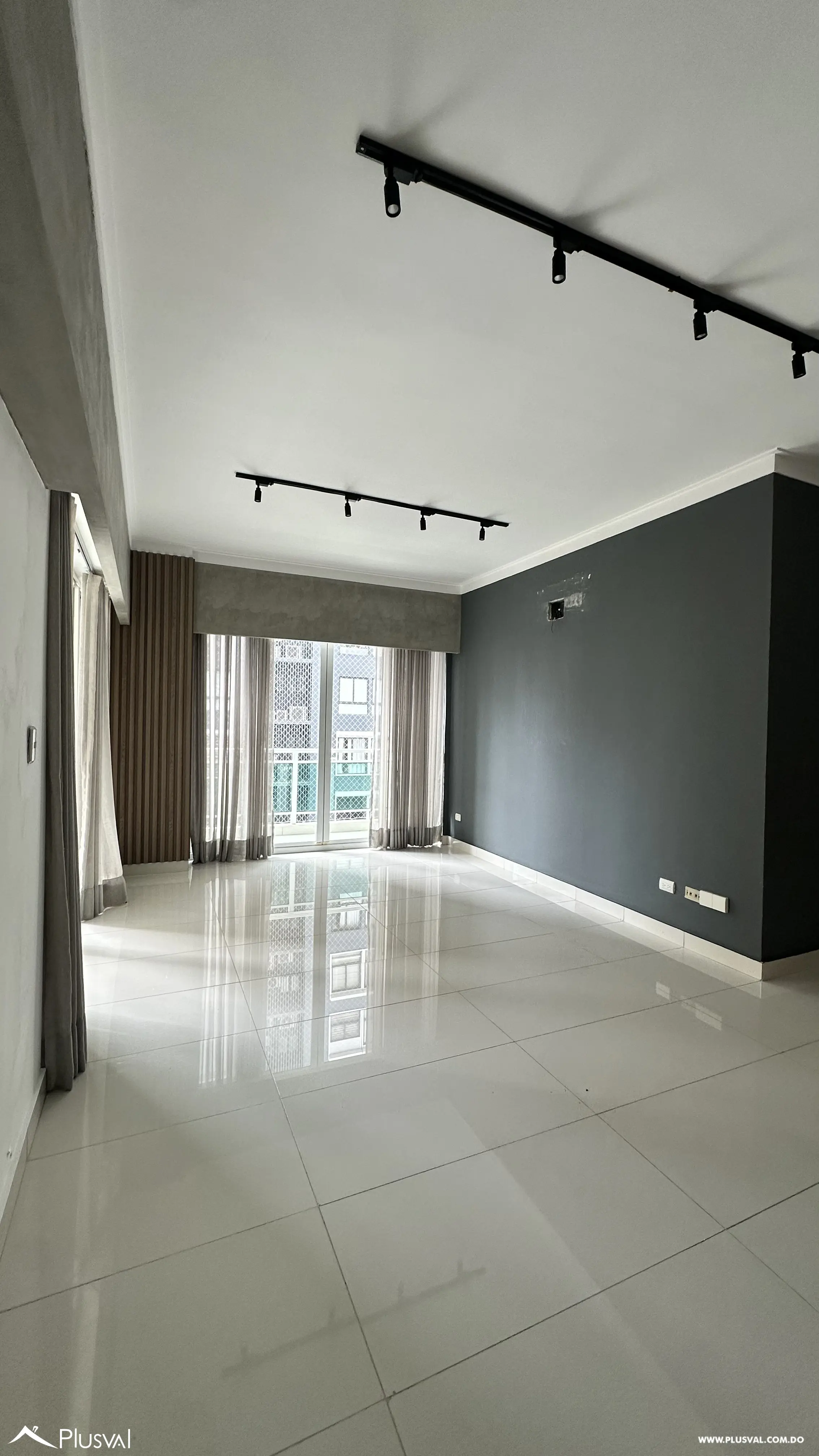 Apartamento de 2 habitaciones en venta en Naco con 2 parqueos y amenidades 514477