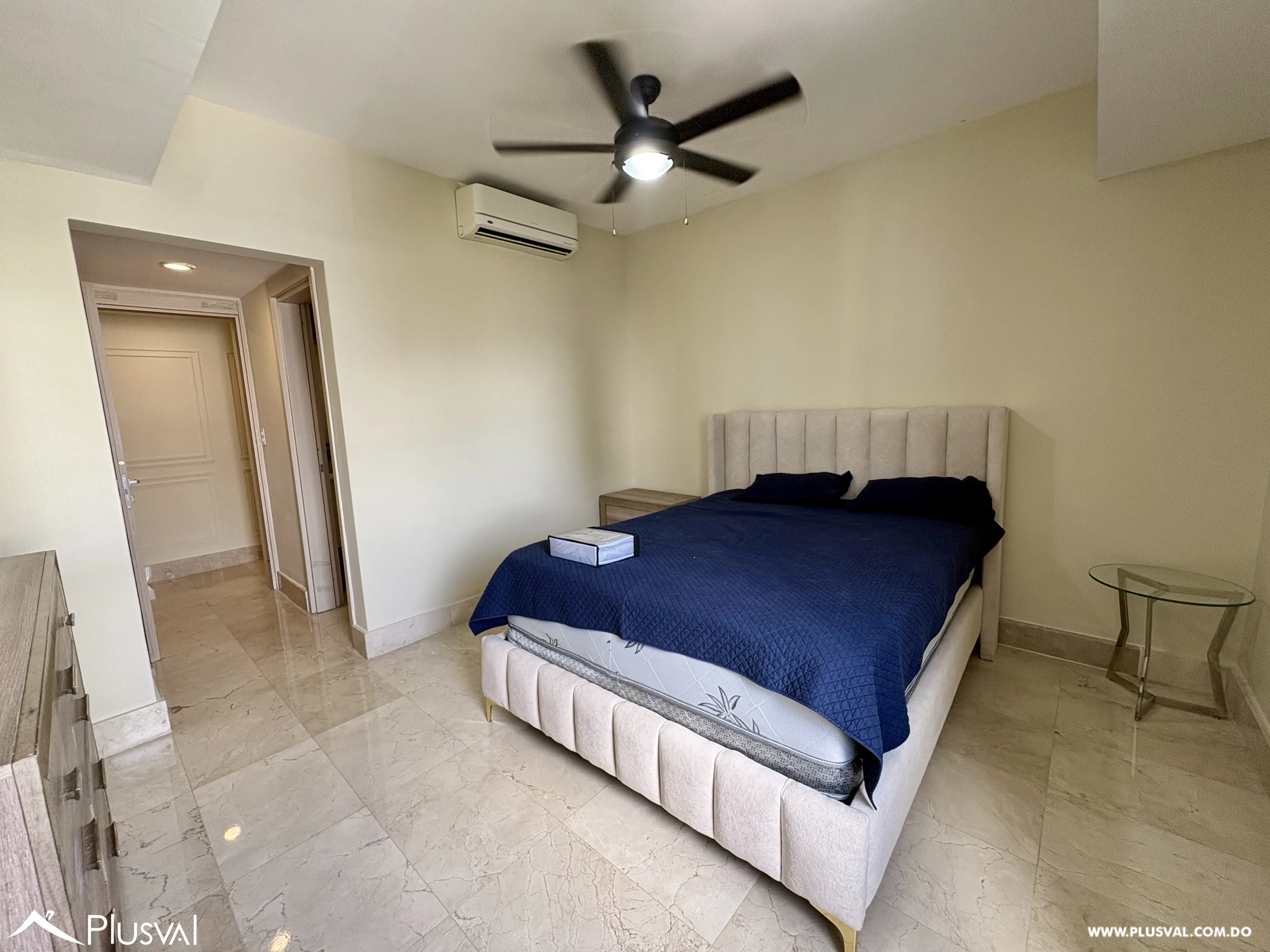 Apartamento en alquiler amueblado de 3 habitaciones y 3.5 baños en Piantini 467341