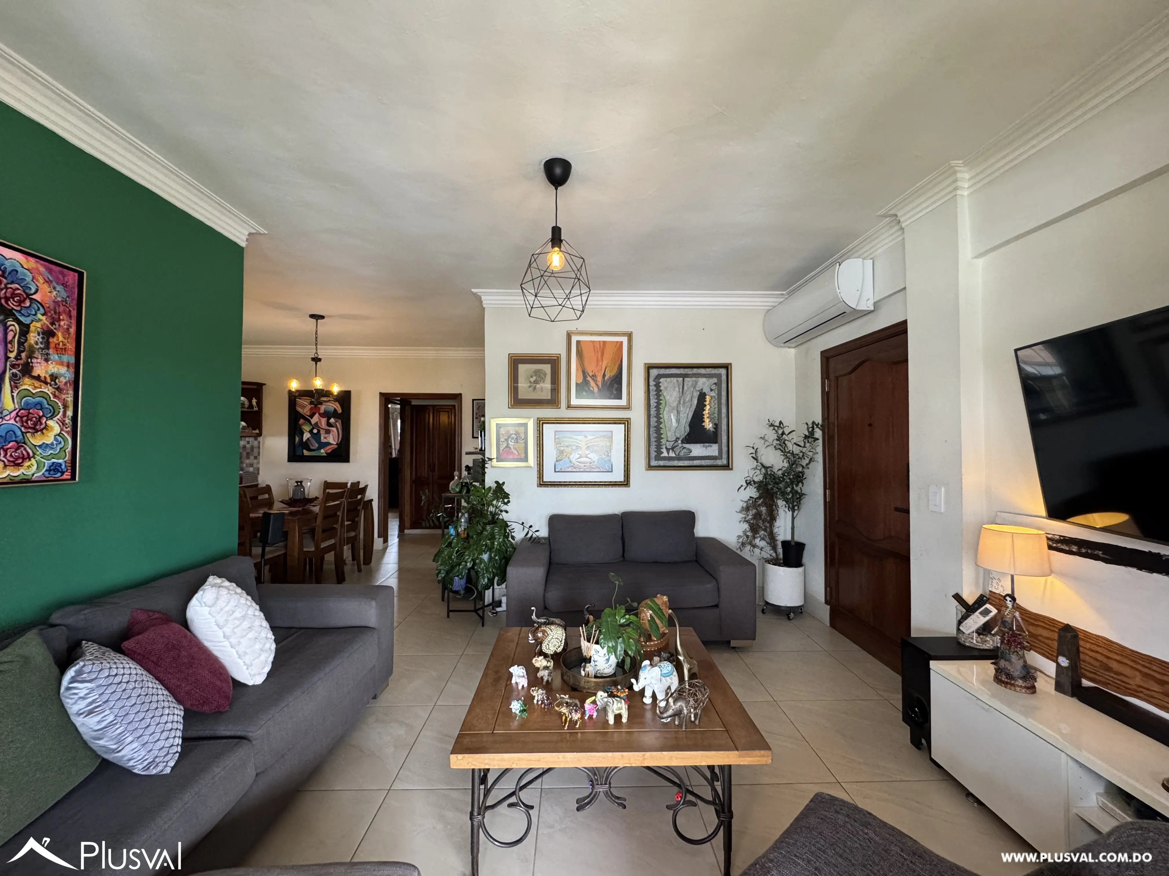 Apartamento en venta en Urbanización Dominicanos Ausentes | 2 habitaciones, 2 parqueos, 103 m² 495506