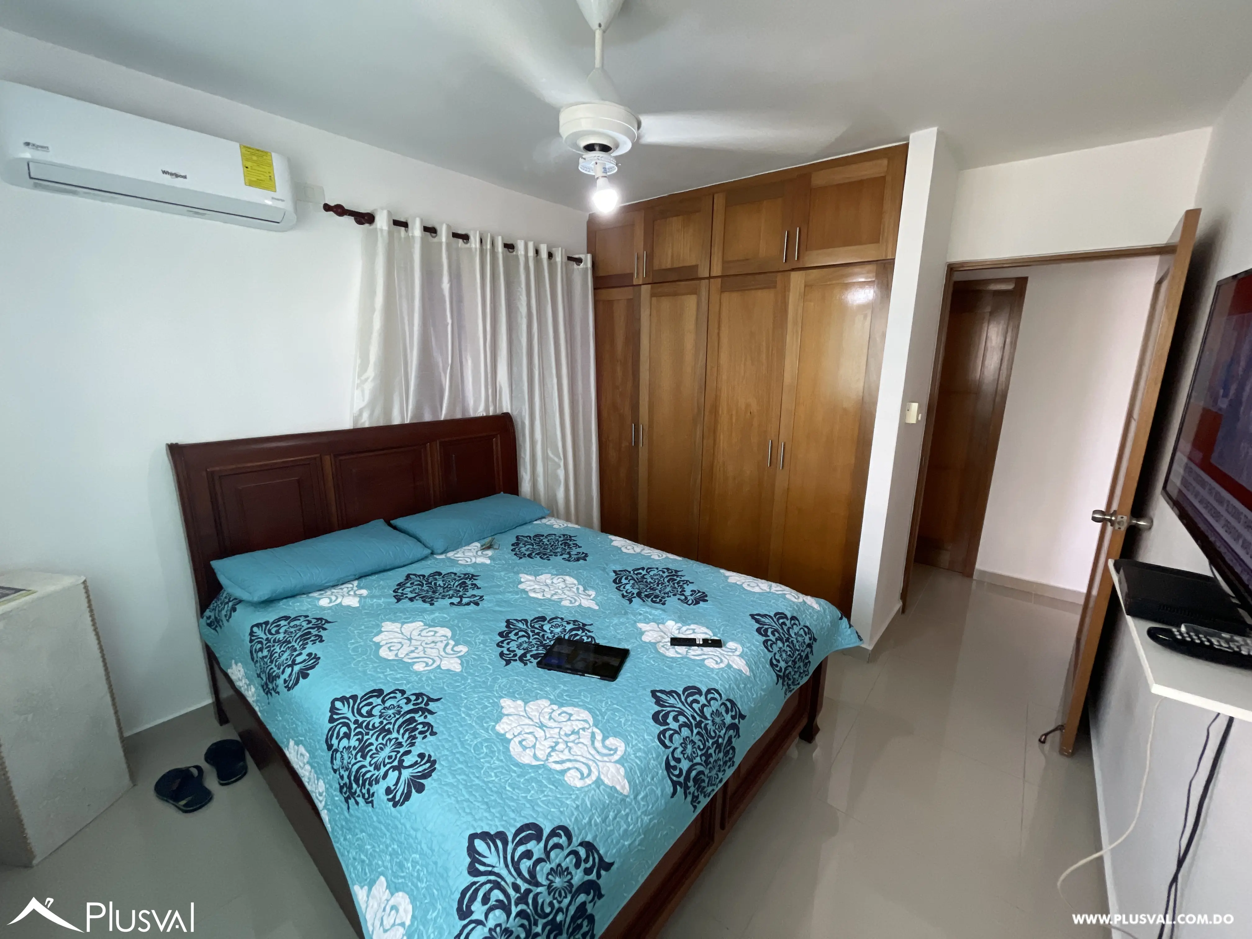 Amplio apartamento en venta en Av. República de Colombia 486707