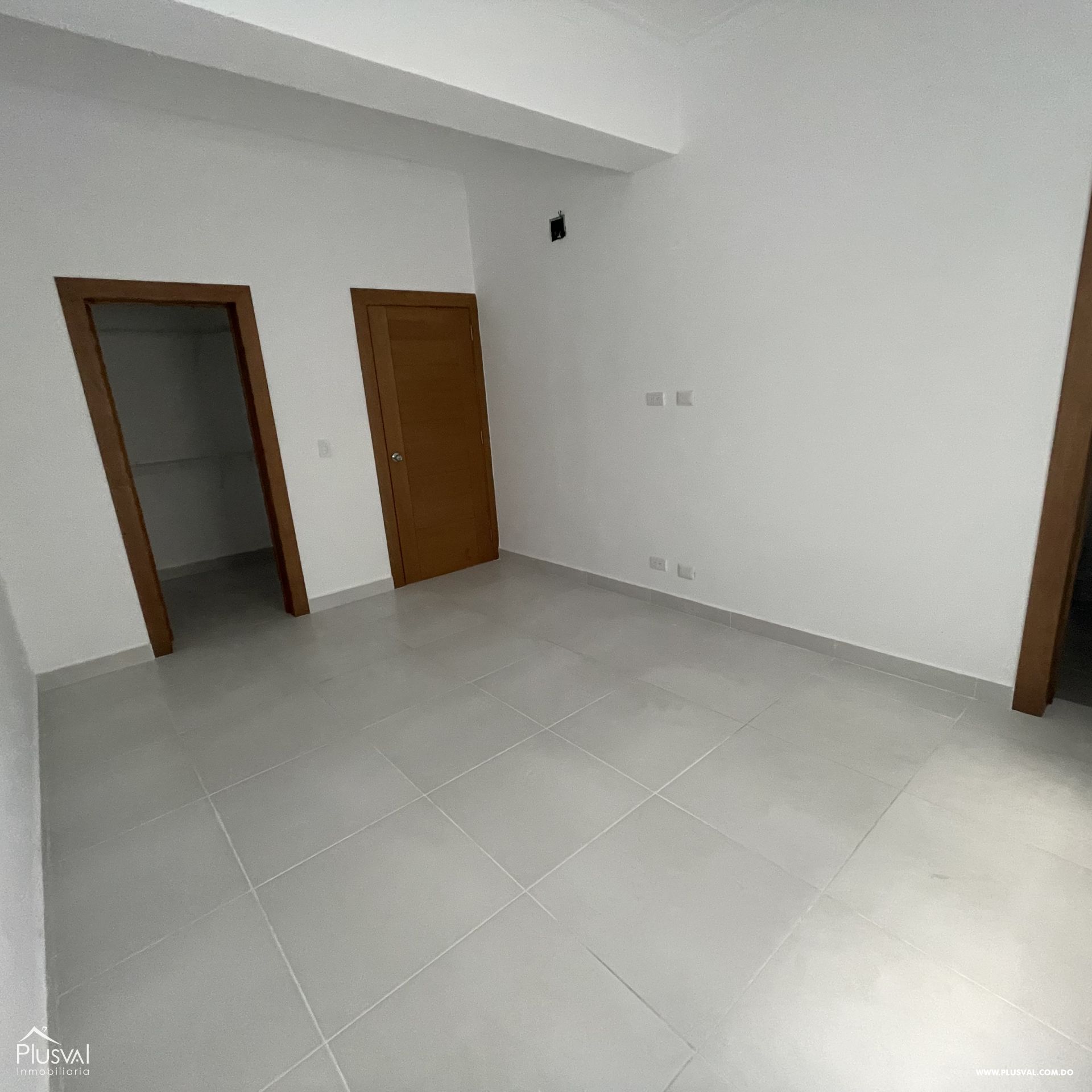 Excelente Apartamento de dos habitaciones con amplia terraza. 427451