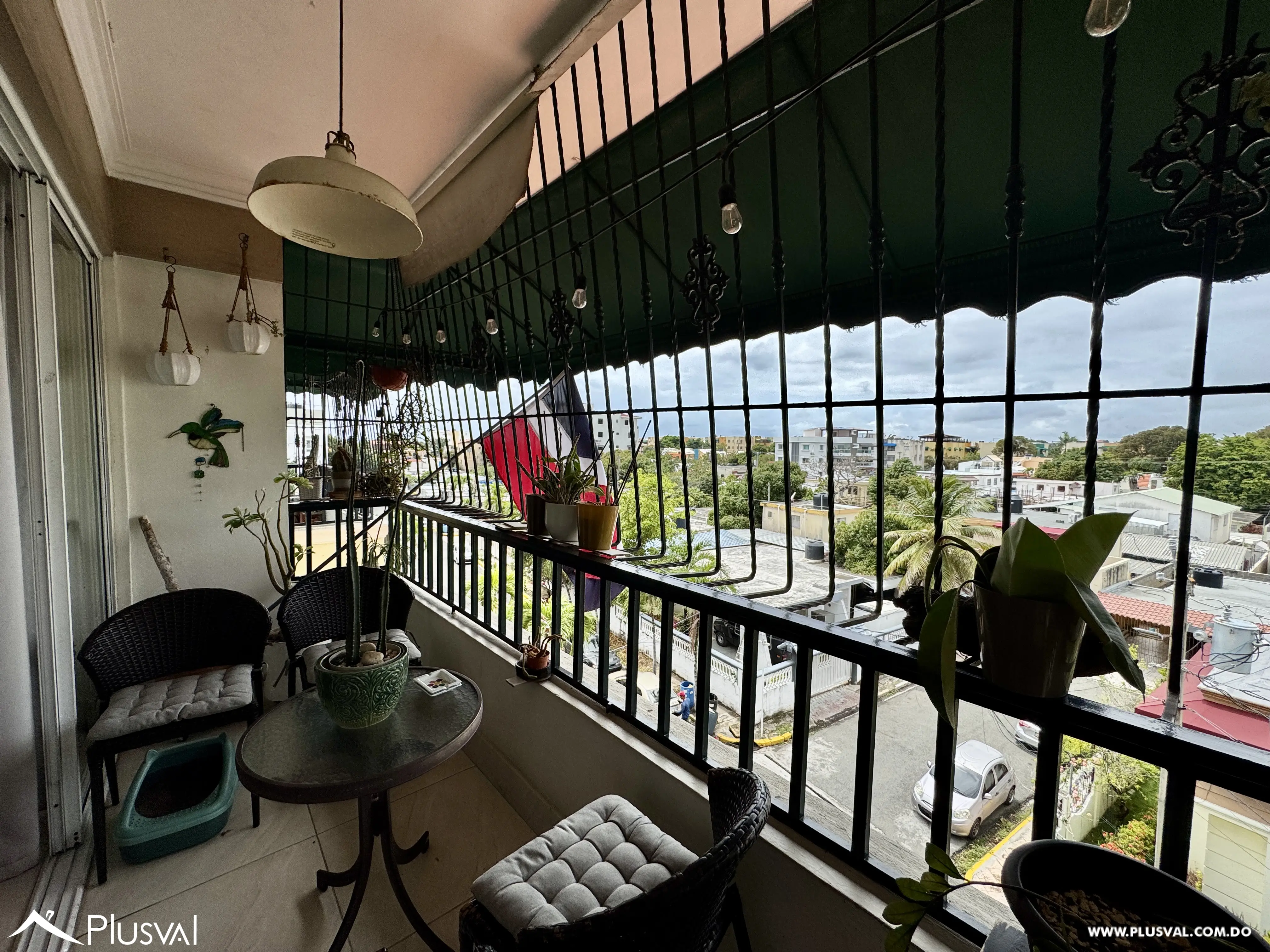 Apartamento en venta en Urbanización Dominicanos Ausentes | 2 habitaciones, 2 parqueos, 103 m² 495505