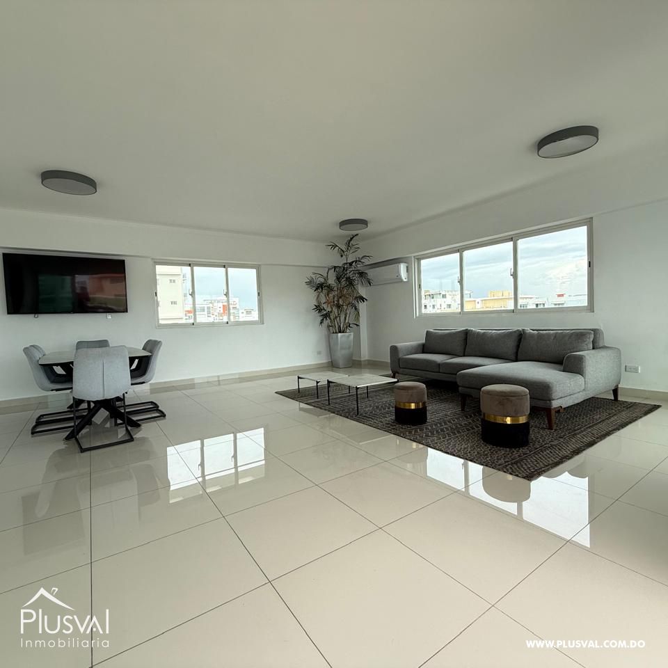 Amplio y acogedor apartamento de 2 habitaciones en Evaristo Morales 416729