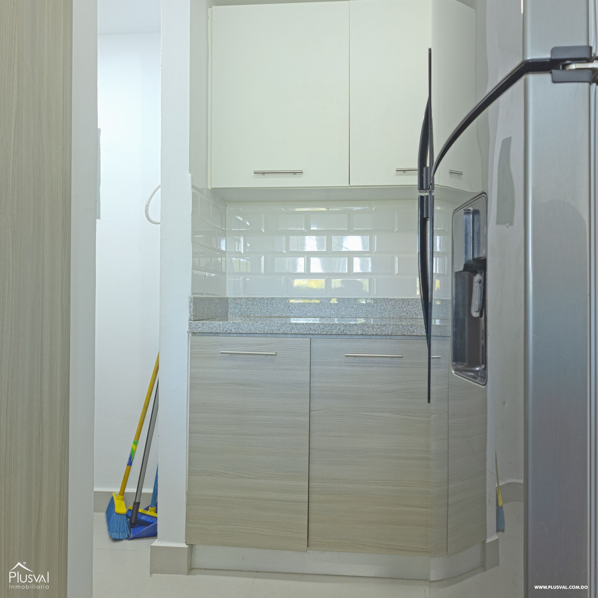 Acogedor apartamento en venta, en Residencial Crisfer 391761