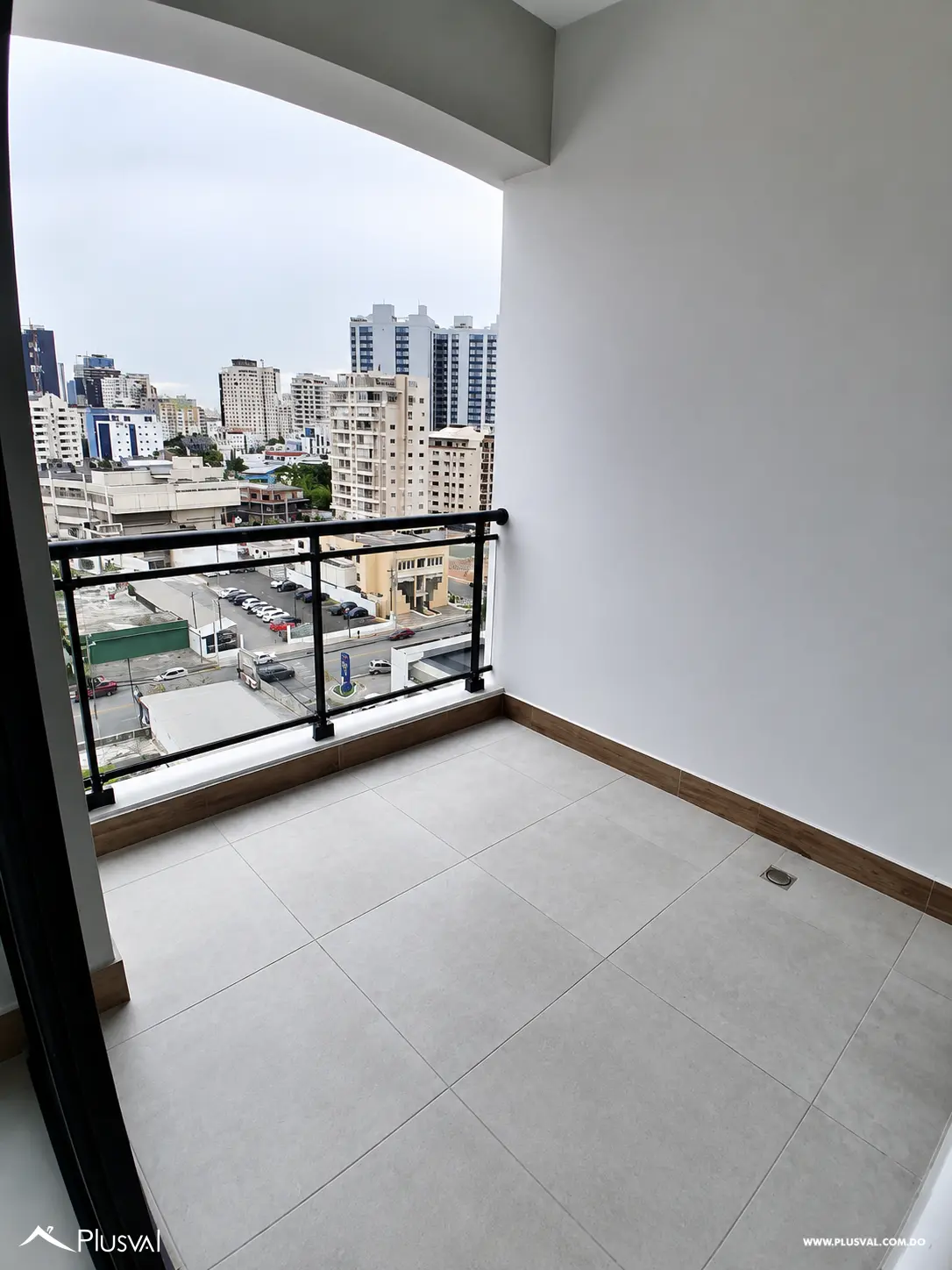 Moderno y amplio apartamento en alquiler con linea blanca 518810