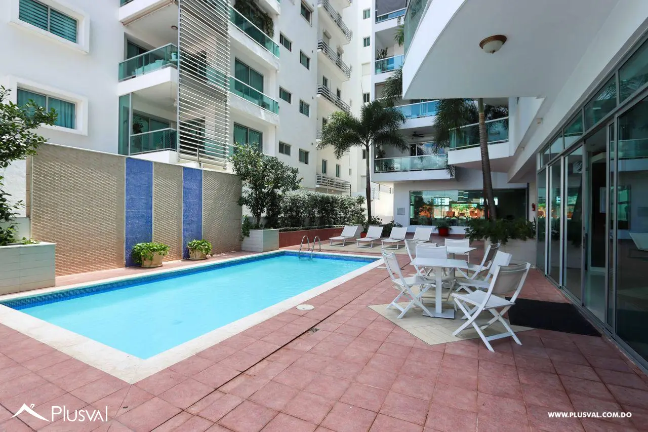 Amplio apartamento en venta en Piantini 460034
