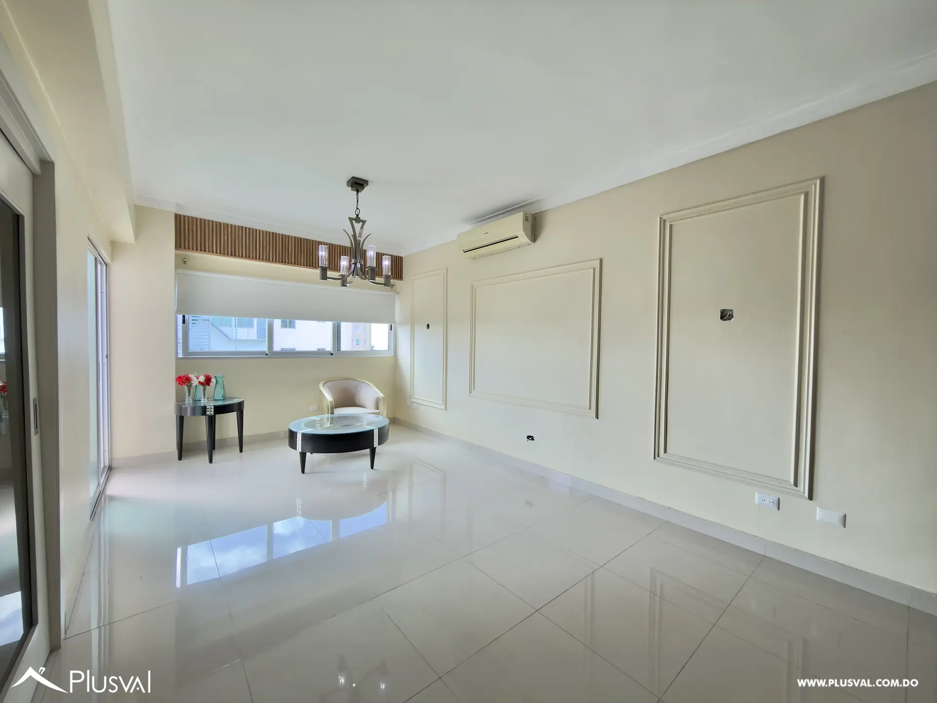 ALQUILER DE AMPLIO APARTAMENTO DE 3 HABITACIONES EN LOS CACICAZGOS CON LINEA BLANCA 523095