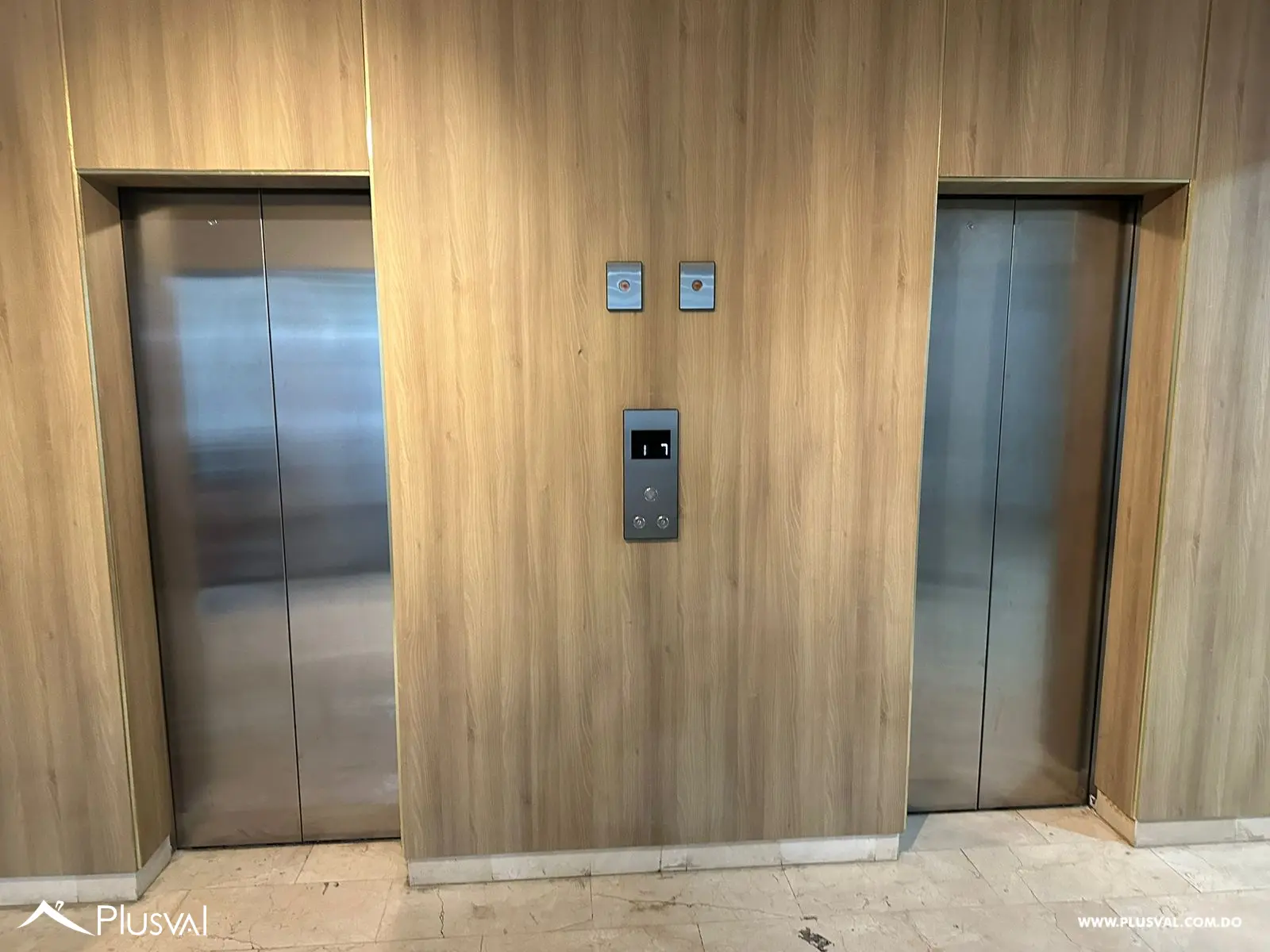 Apartamento en alquiler en Torre de Lujo 453782