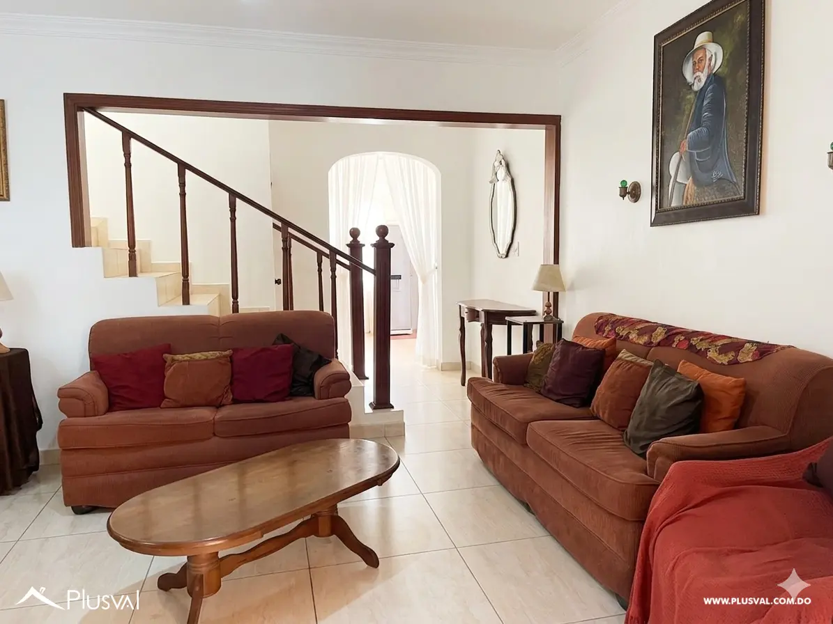 Casa de 2 niveles en venta Santo Domingo Este 513425