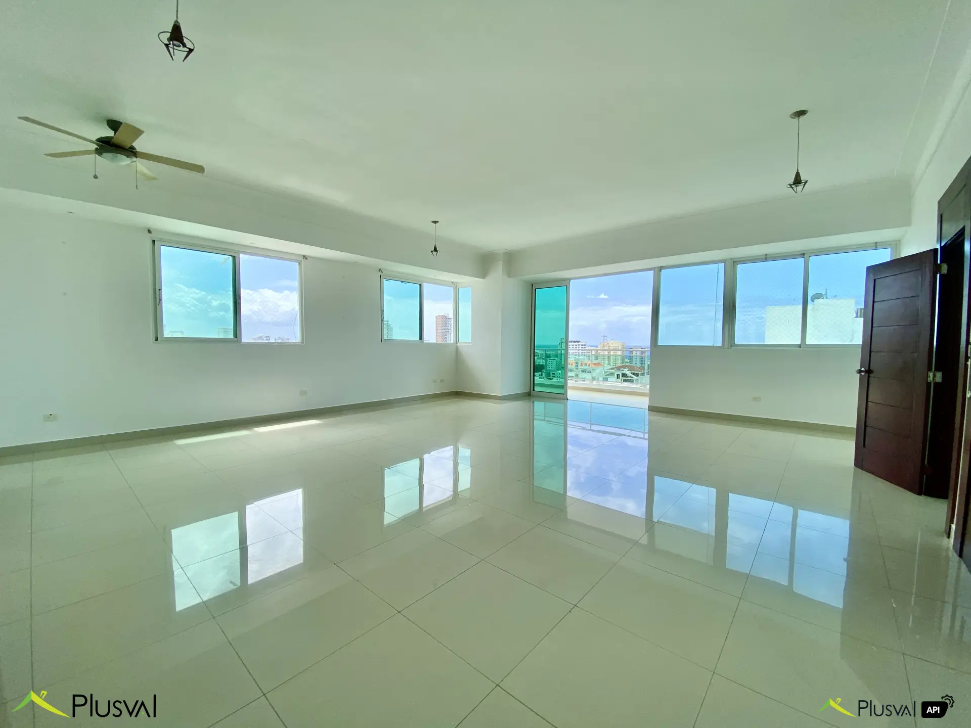Penthouse de Ensueño con Vista al Mar en Urbanización Real 448878