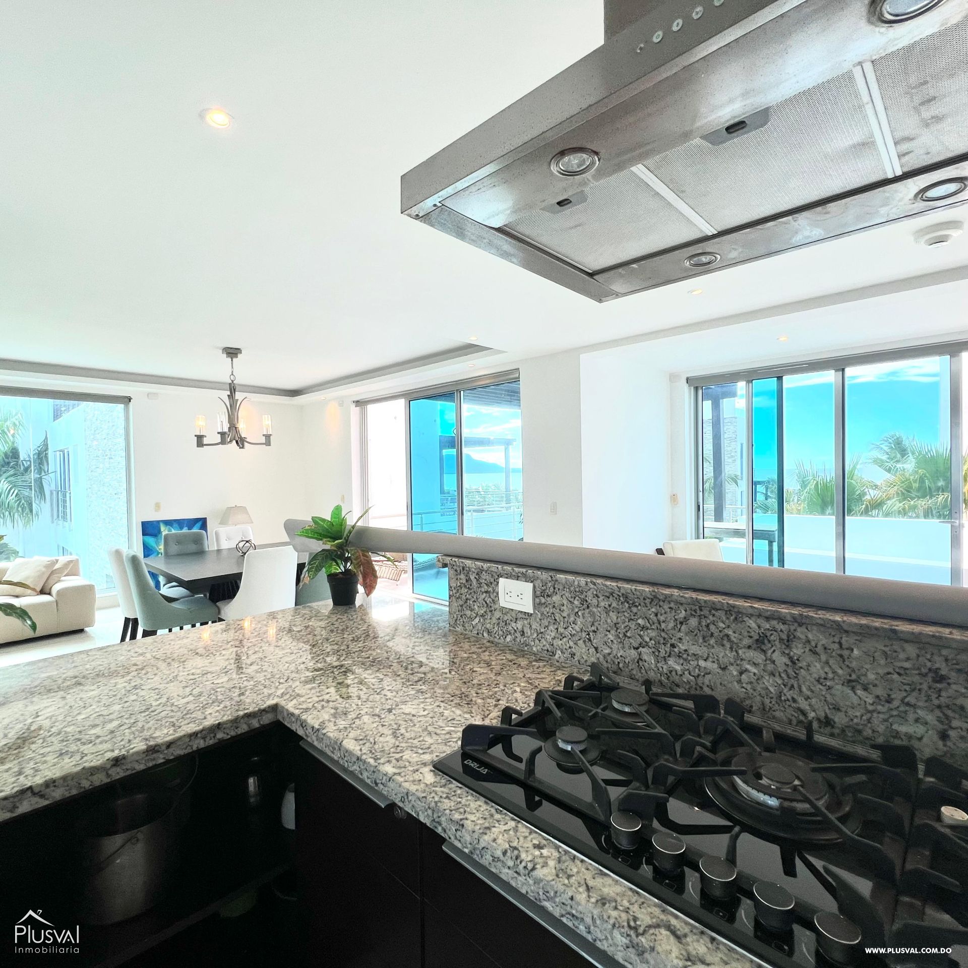 Lujoso Penthouse con vista al mar en proyecto exclusivo. 408570