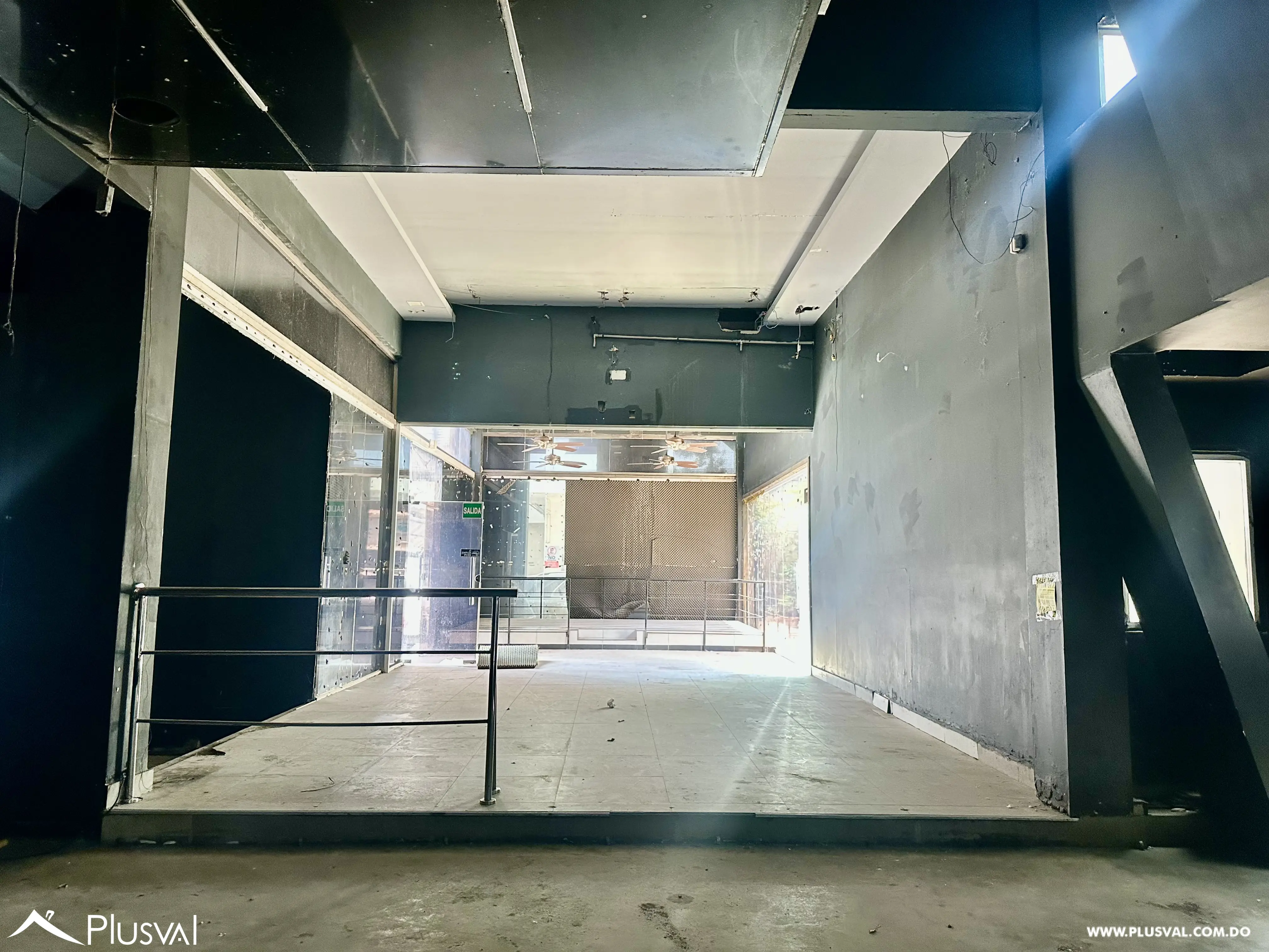 Local Comercial con doble altura en Naco 522343