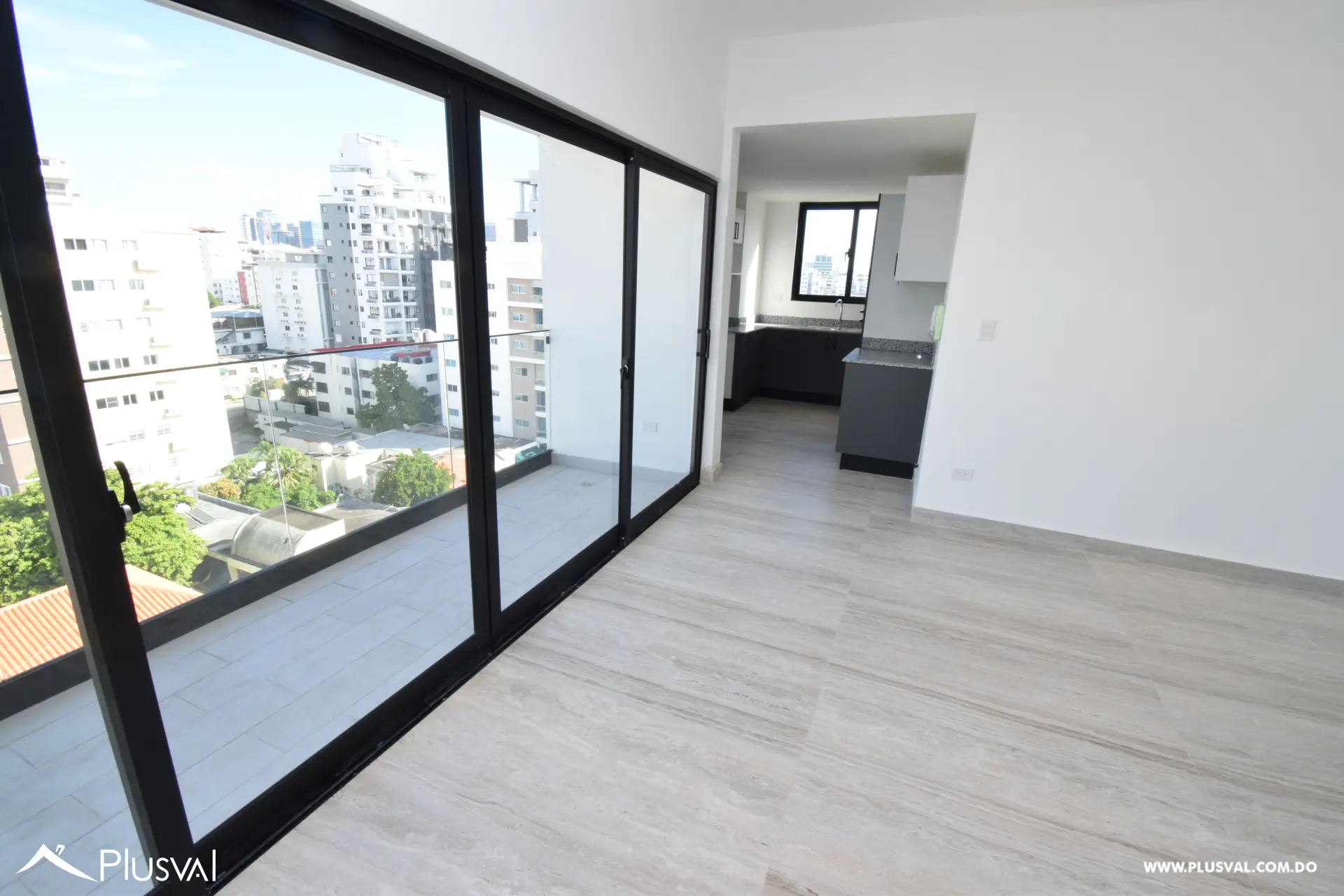 Apartamento en venta en el Evaristo Morales en espera a estrenar por ti. 472110