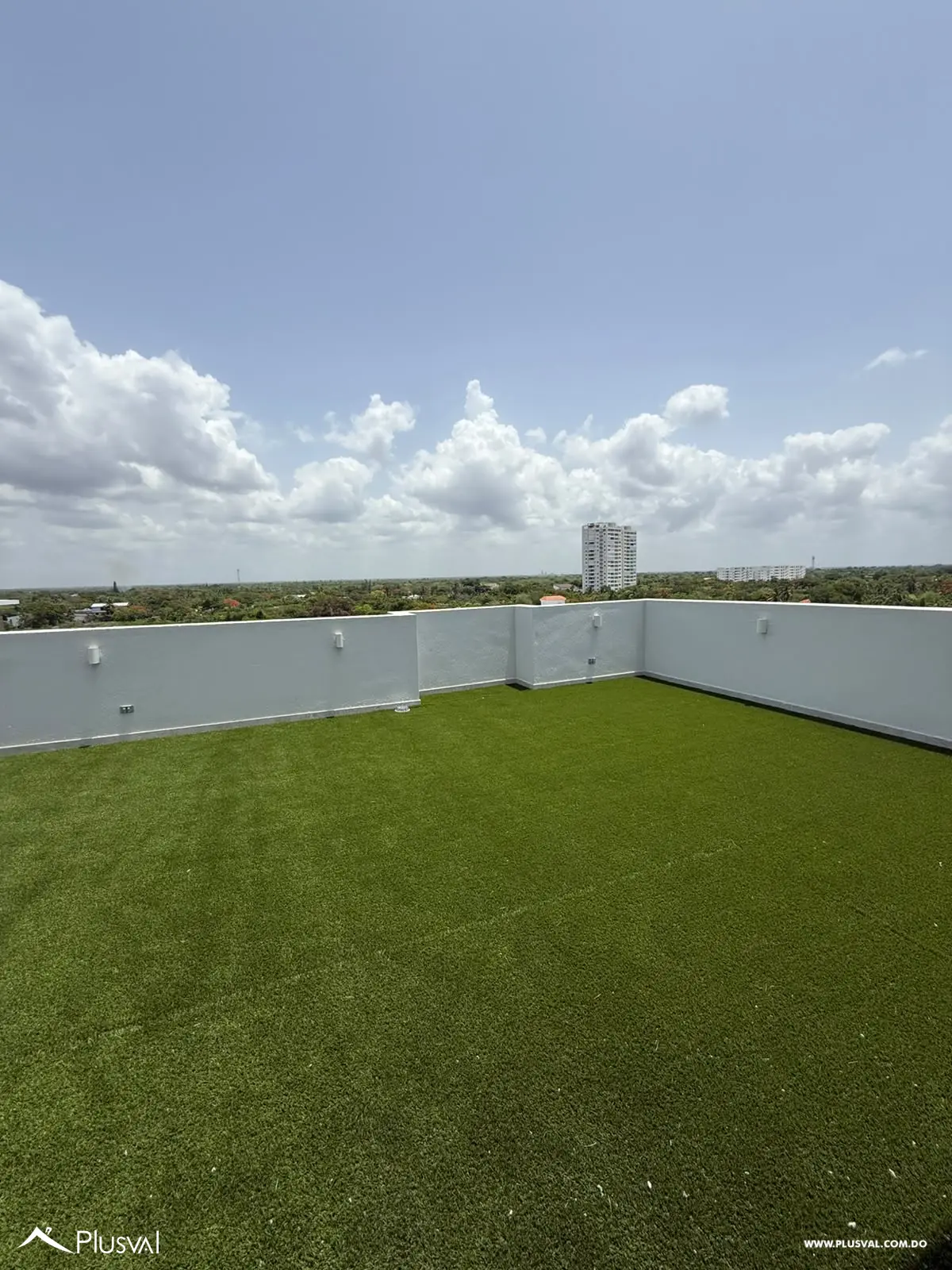Apartamento en venta en Juan Dolio,  a 3 minutos de la playa.  Nuevo para estrenar. 521541
