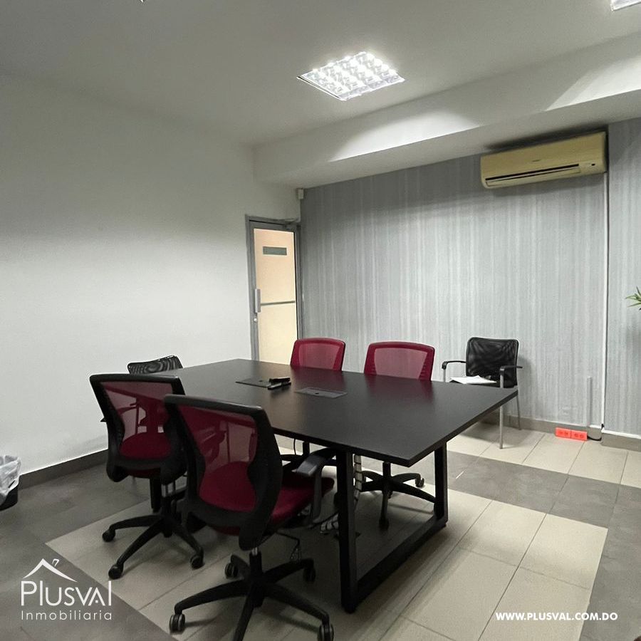 Amplio local en venta en Piantini 306991