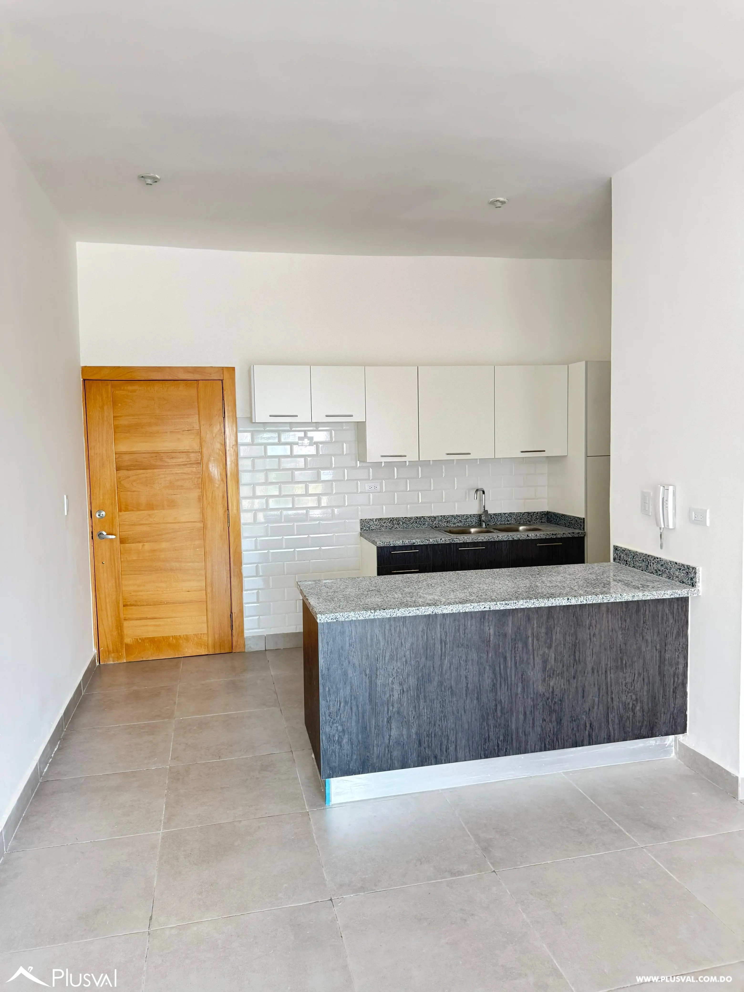 Apartamento en alquiler en el sector de Bella Vista! 462375
